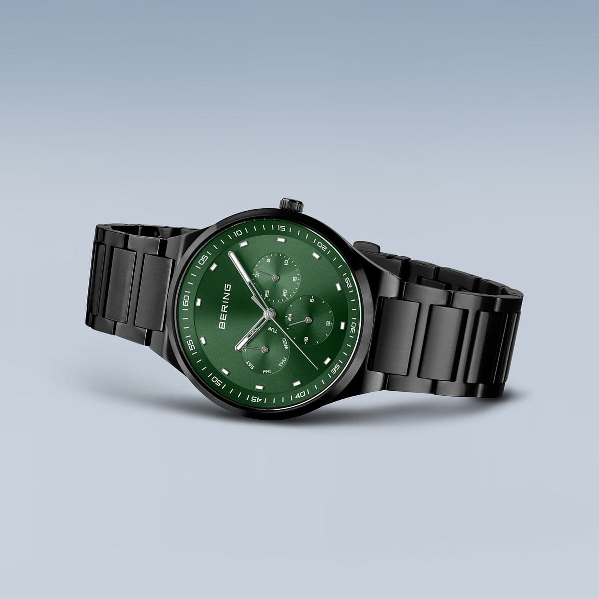 Bering Classic Herrenuhr | Gebürstetes Schwarz, 40 mm | 11740-728