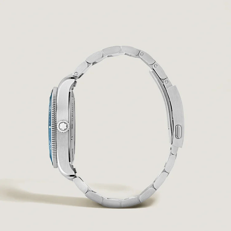 Montblanc Iced Sea Automatic Date 0 Oxygen Uhr, 38 mm, Zifferblatt in Blau mit Farbverlauf – 134022