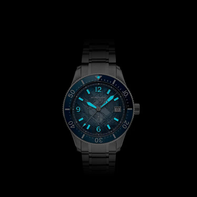 Montblanc Iced Sea Automatic Date 0 Oxygen Uhr, 38 mm, Zifferblatt in Blau mit Farbverlauf – 134022