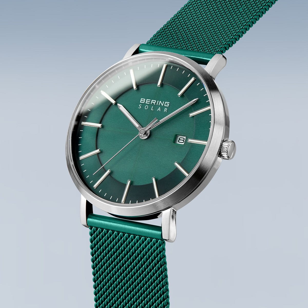 Bering Solar Herrenuhr | Gebürstetes Silber, 39 mm | 15439-808