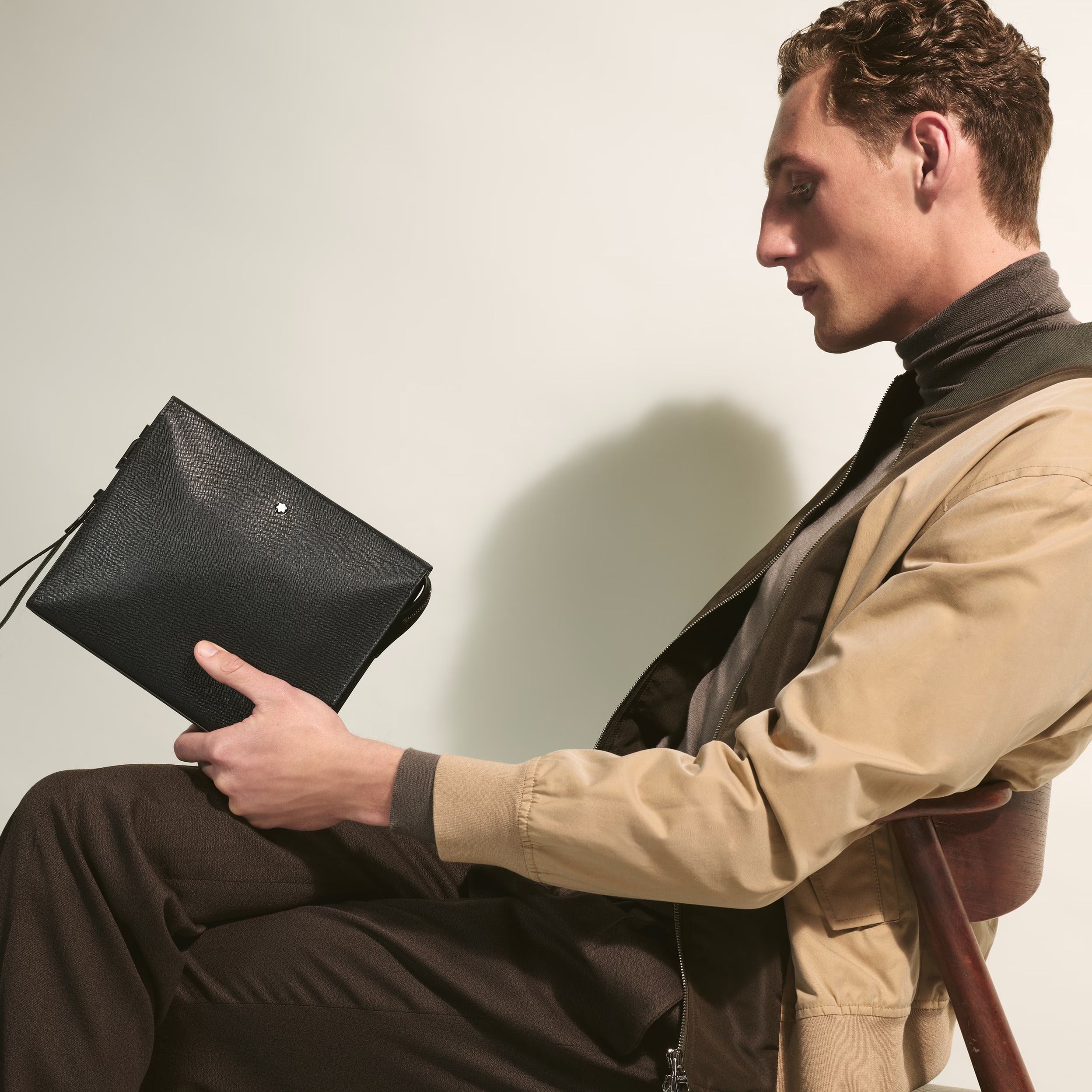 Pochette Montblanc in Pelle Sartorial, colore nero - 198860