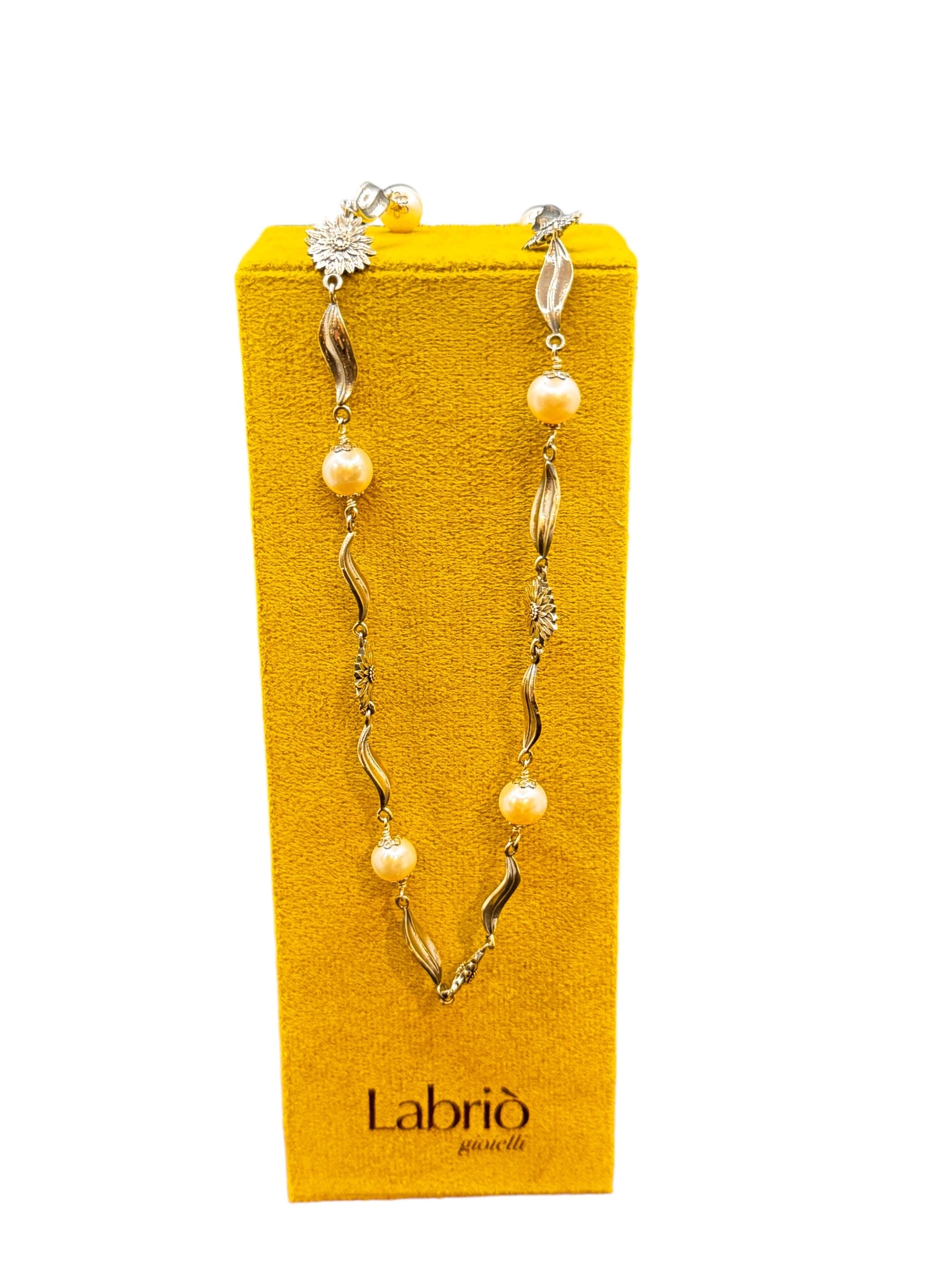 LABRIOLA Süßwasser-Gänseblümchen-Perlenkette in Silber – 2246