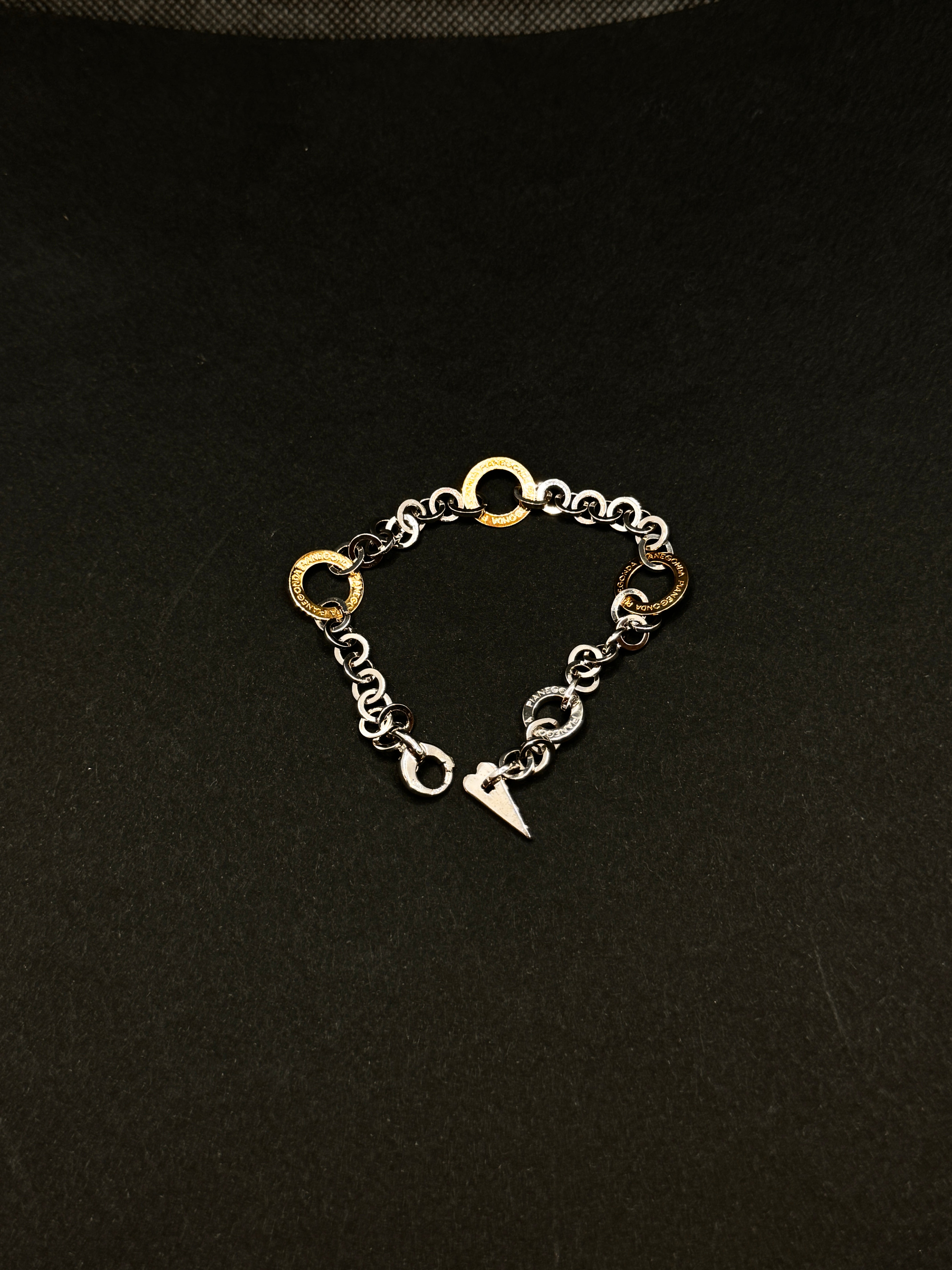 Pianegonda-Silberarmband mit Silberringen und 18-karätigen Goldringen, Gold Charm Collection – BA050752