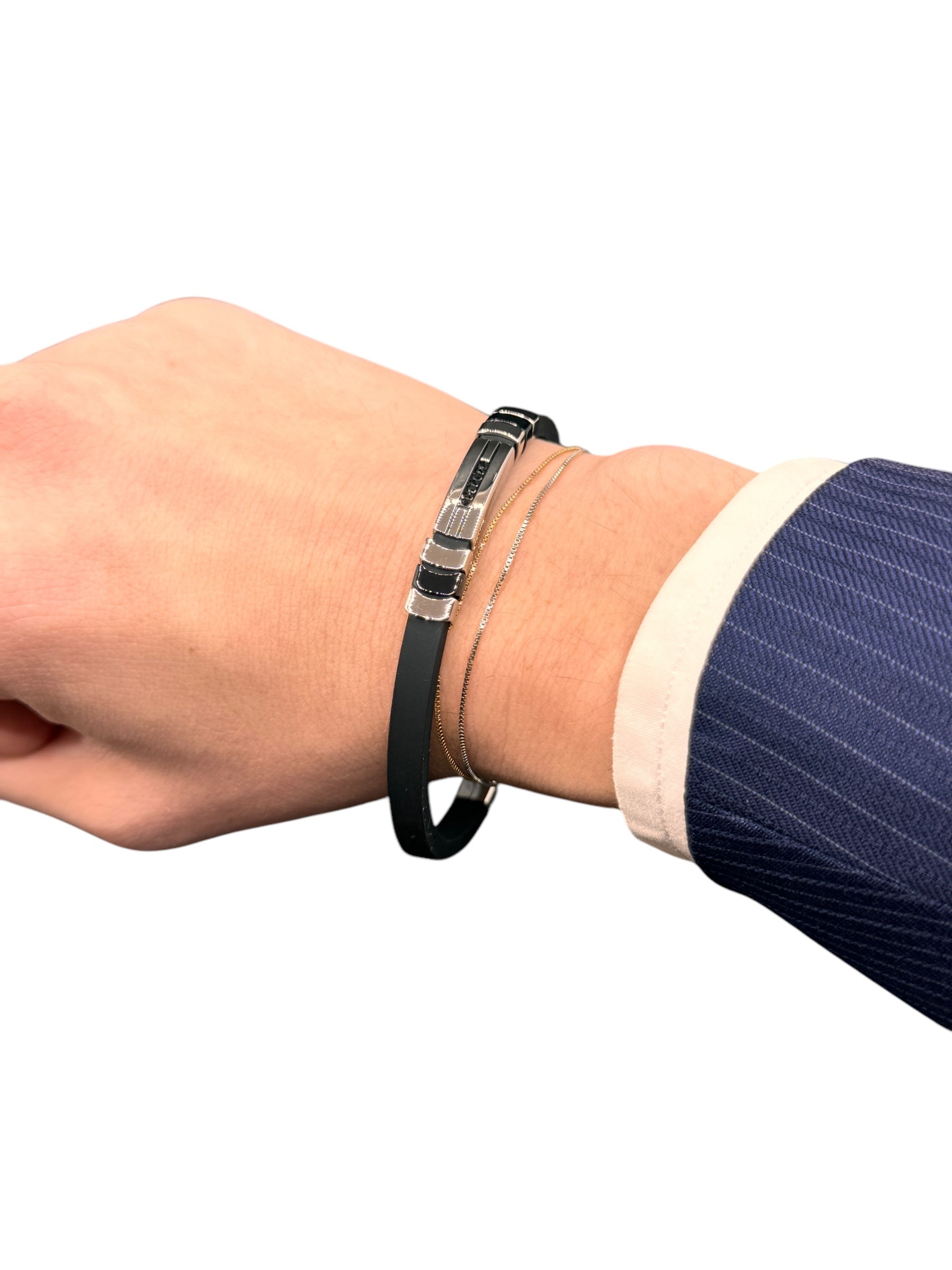 Zancan Herrenarmband aus schwarzem Kautschuk und zentraler Stahlplatte mit schwarzem Zirkonia – EHB428