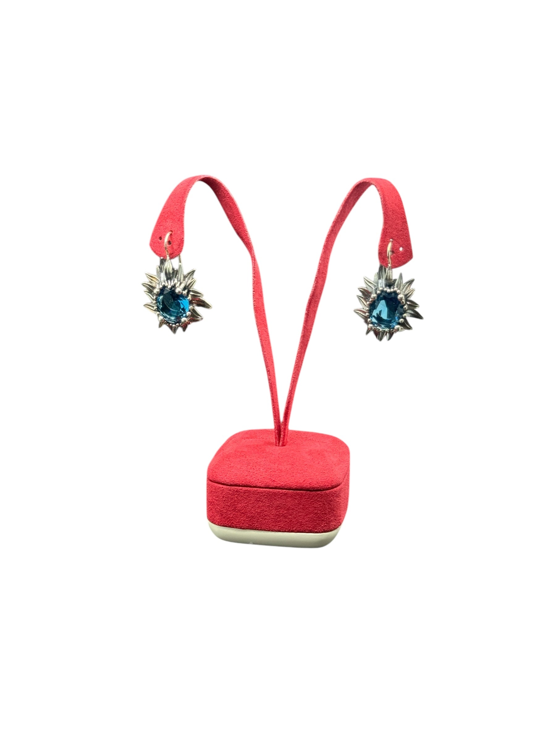 Labriola SILBERNE DAISY-OHRRINGE MIT CEYLON-BLAUEM QUARZ - 2232