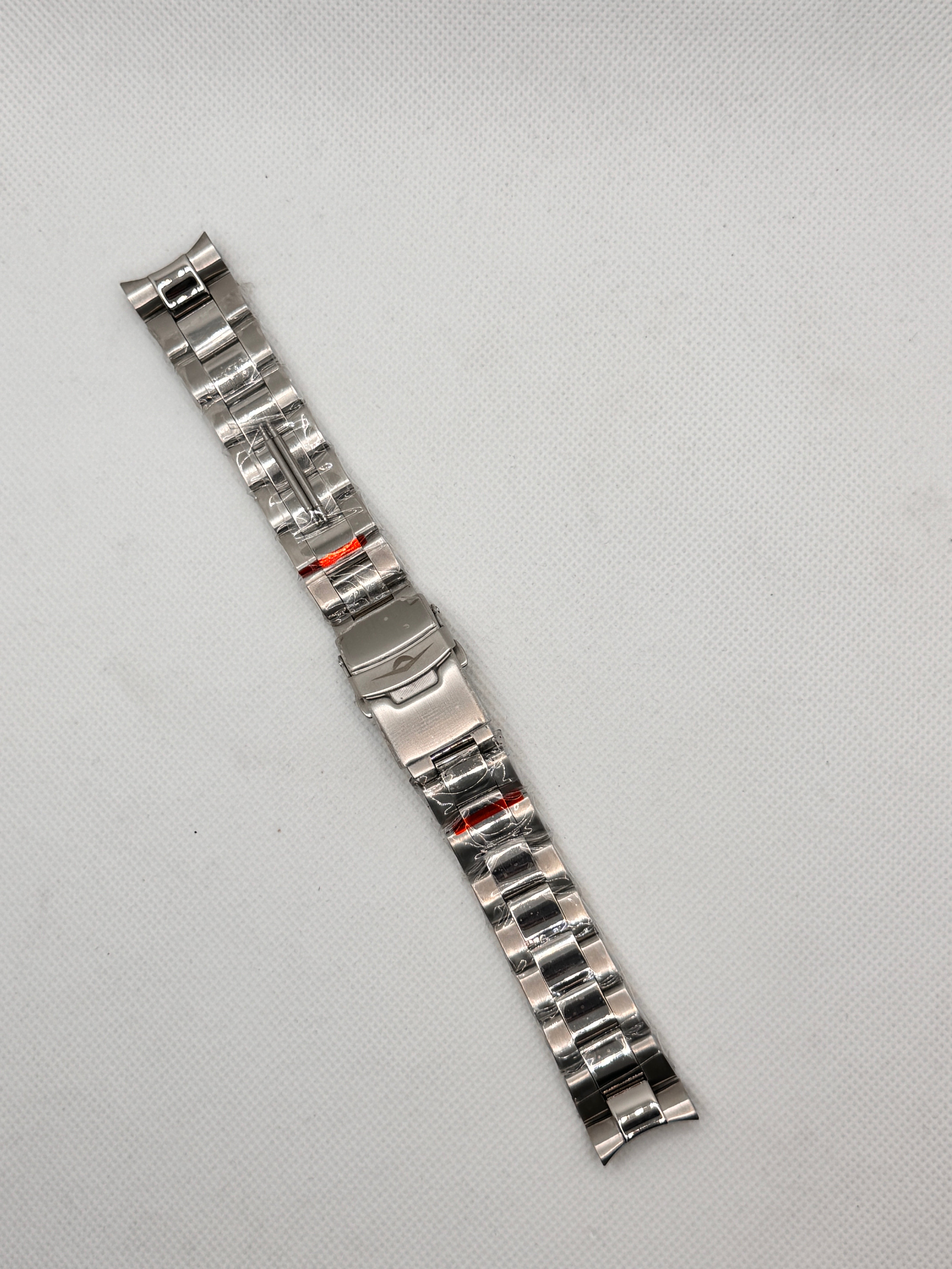 Herren-Automatikuhr mit rotem Kautschukarmband, 40 mm – MI-825-SSBK-BK-OY Rot