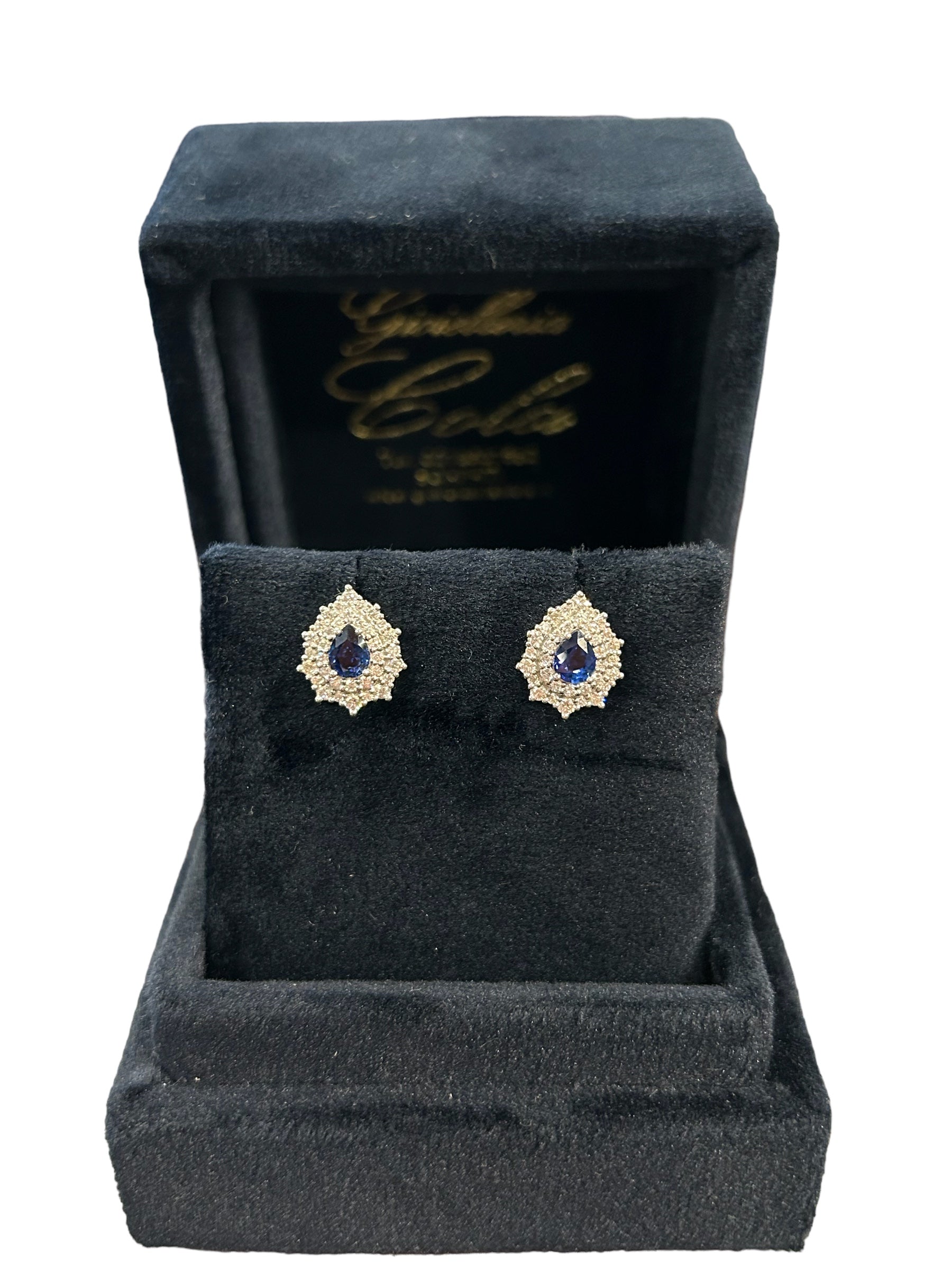 Ohrringe aus Weißgold und Saphir mit Diamanten, 0,68 ct Saphire – 823O02MW