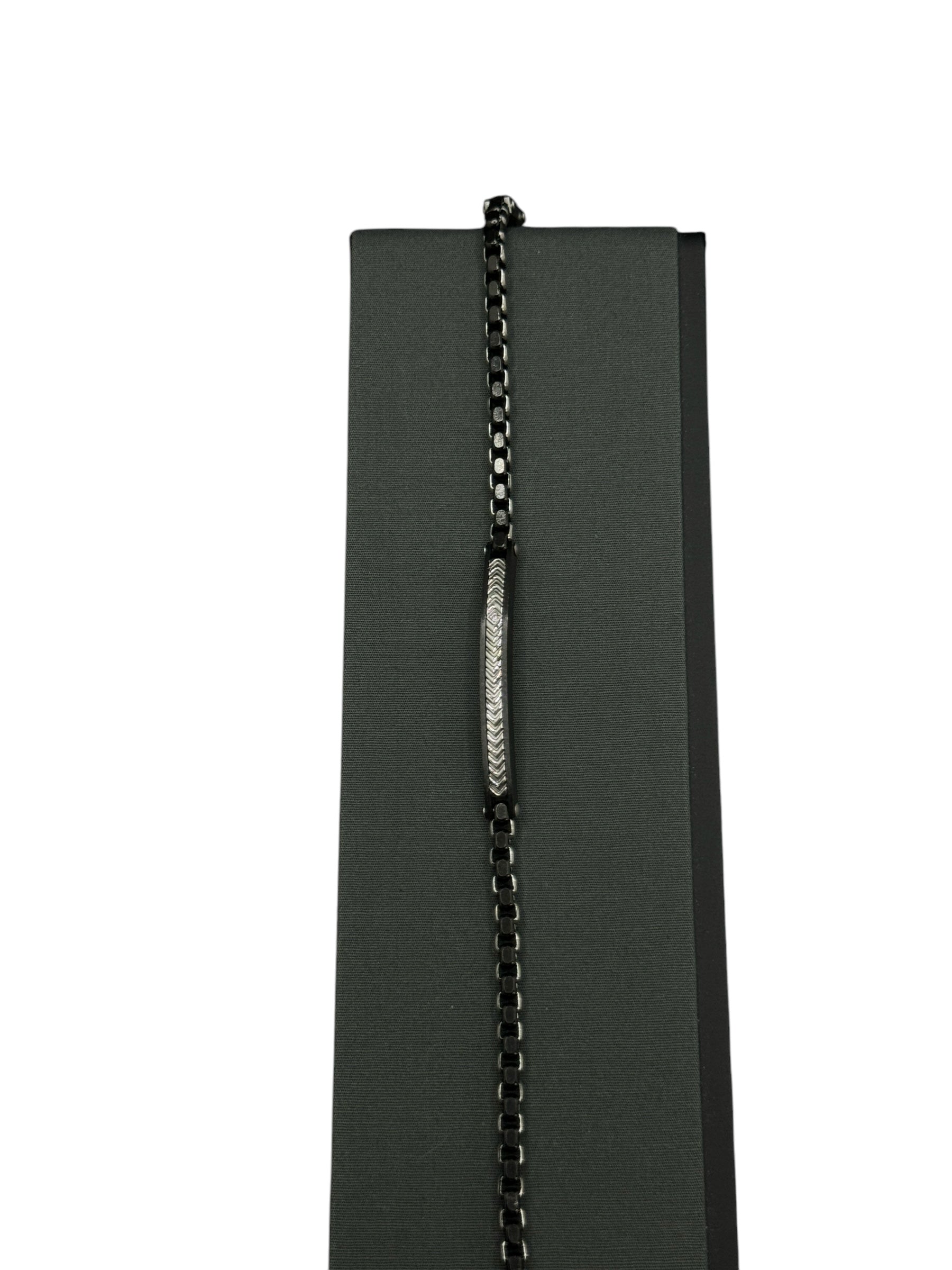 Herrenarmband aus Stahl mit schwarzer Keramik und Mittelplatte mit schwarzen Spinellen - UHB015