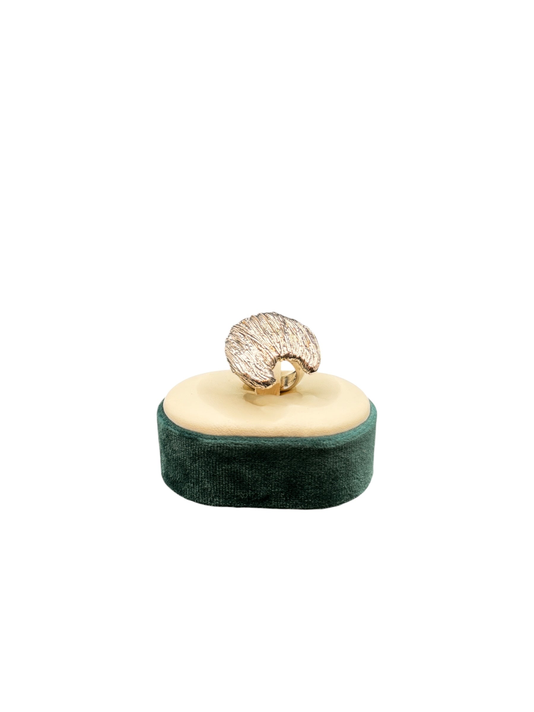 Pianegonda Women's Hammered Silver Ring - AA010119