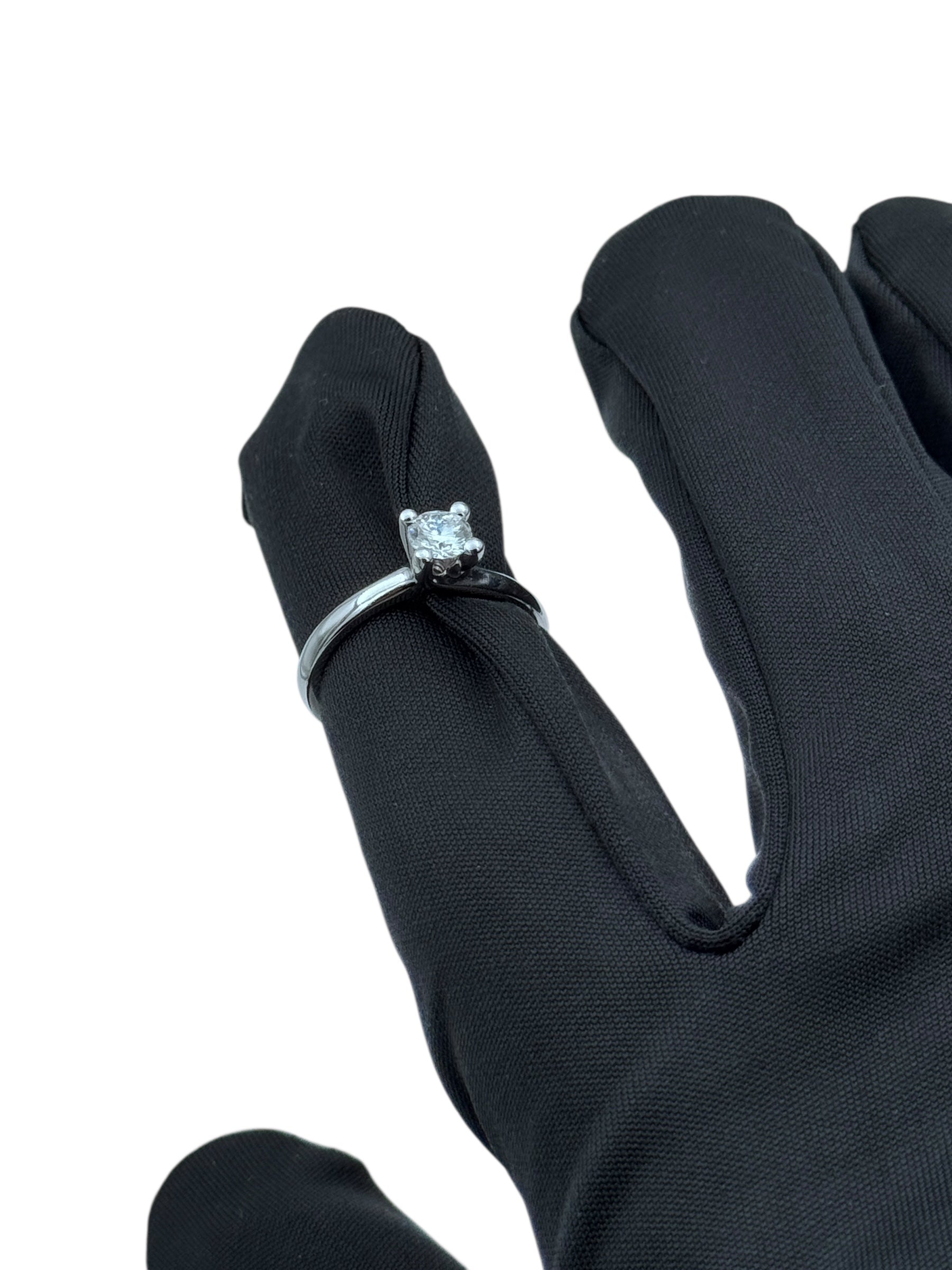 Anello solitario Giorgio Visconti in oro bianco 18KT e diamante centrale, 0.42ct - AB17341F