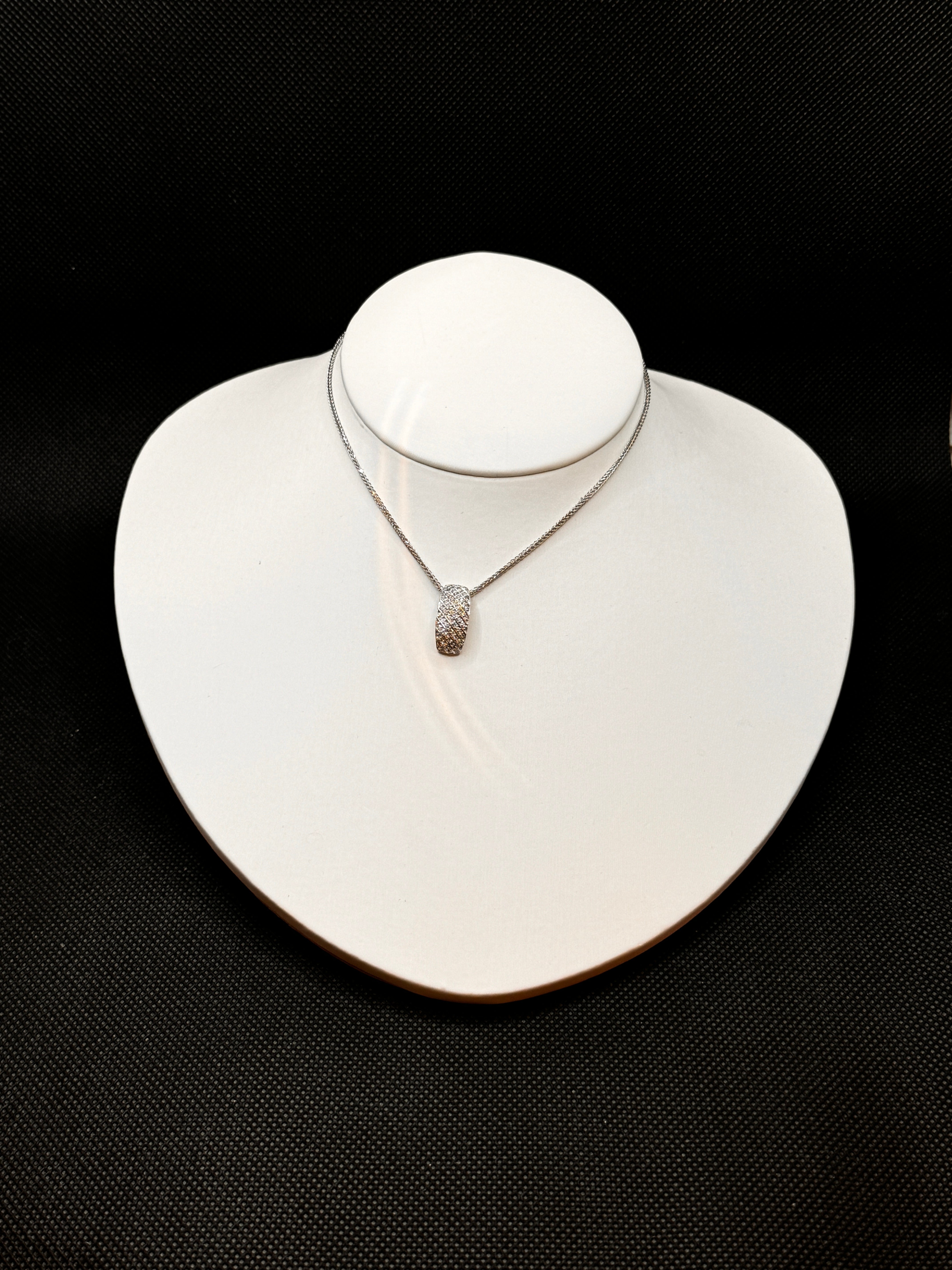 Damen-Halskette mit Anhänger aus Weißgold und Diamant, 0,20 ct – DTP0599