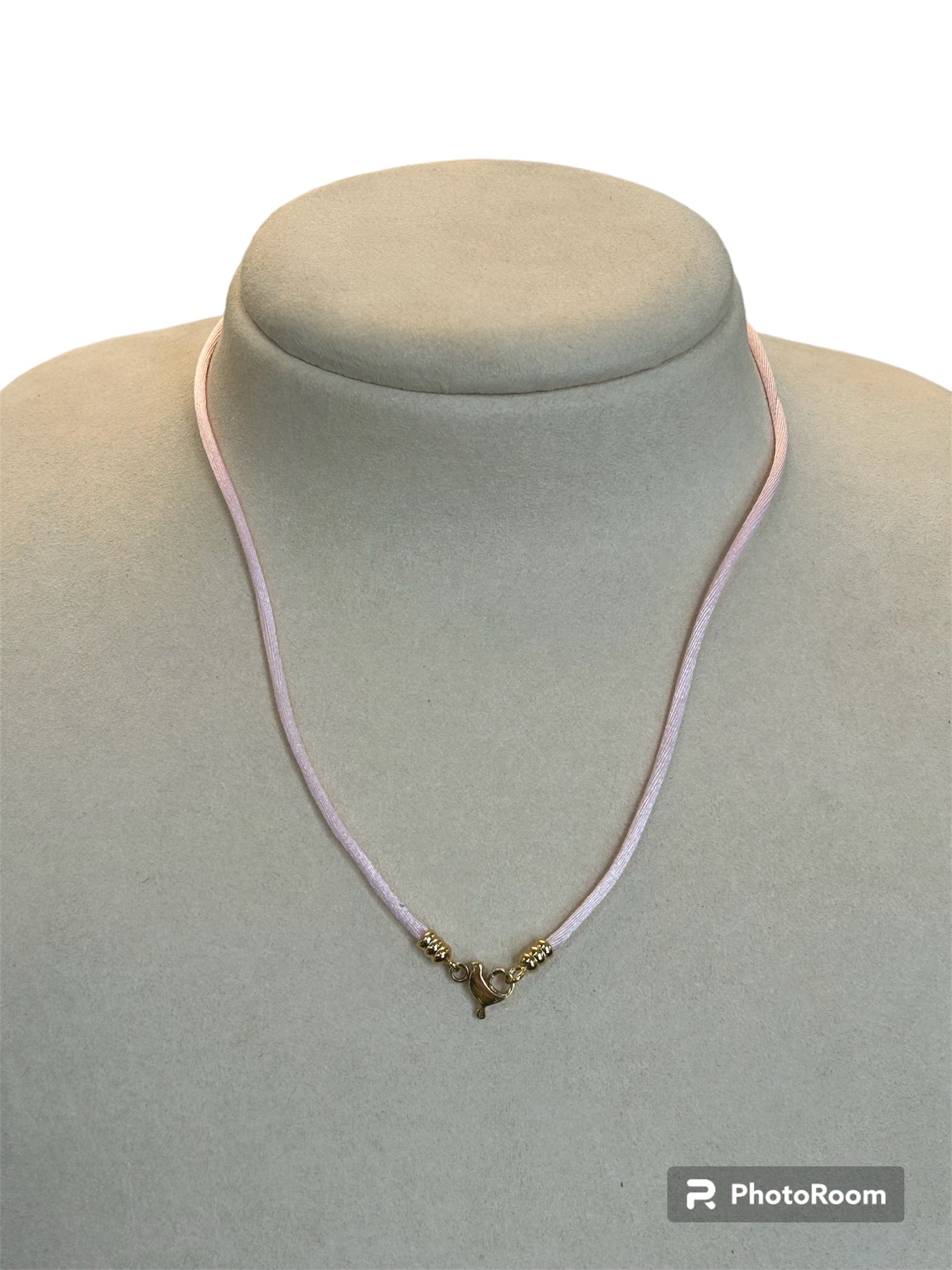 Chantecler Halsband aus rosa Seide und 9 Karat Gelbgold – 24701
