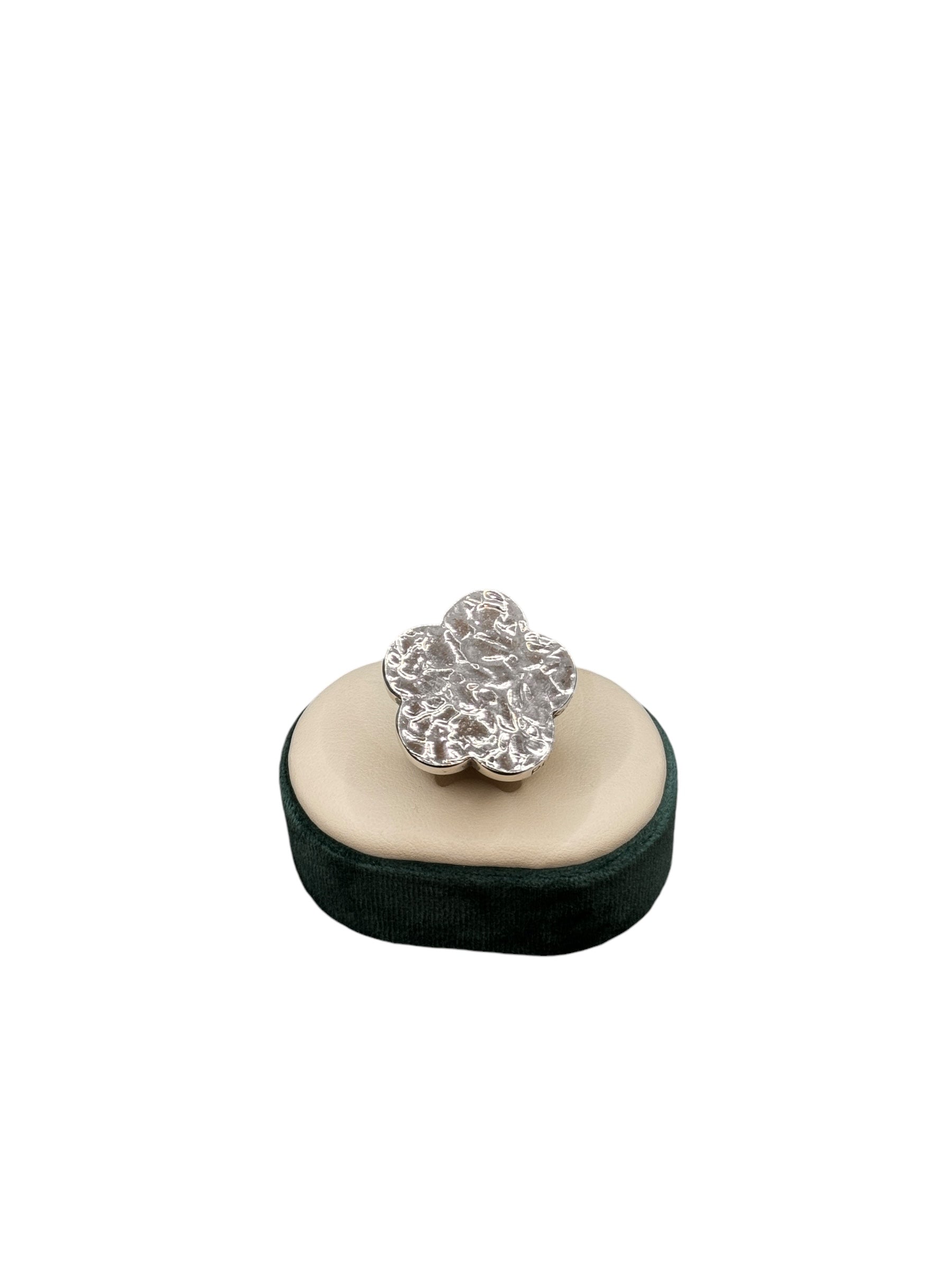 Pianegonda women's silver ring, VERITAS collection, with hammered effect - AA010143