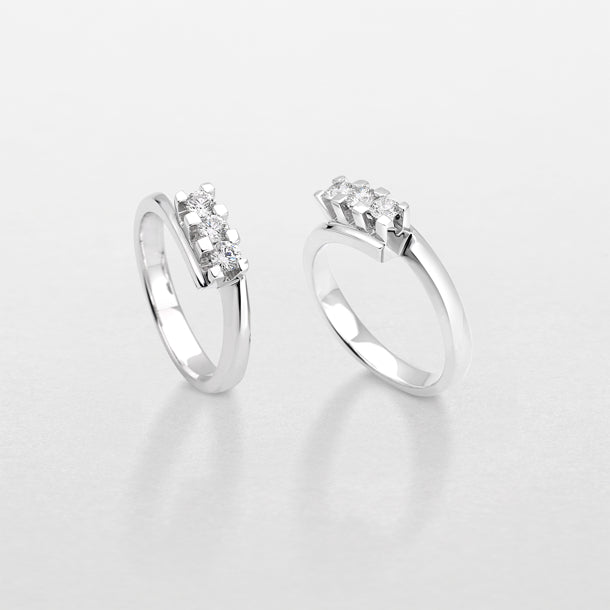 Trilogie-Ring aus Weißgold und Diamant, 0,33 ct – AB12348B