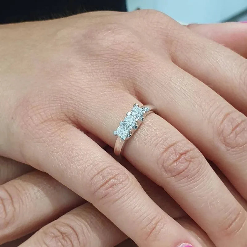 Trilogie-Ring aus Weißgold und Diamant, 0,33 ct – AB12348B