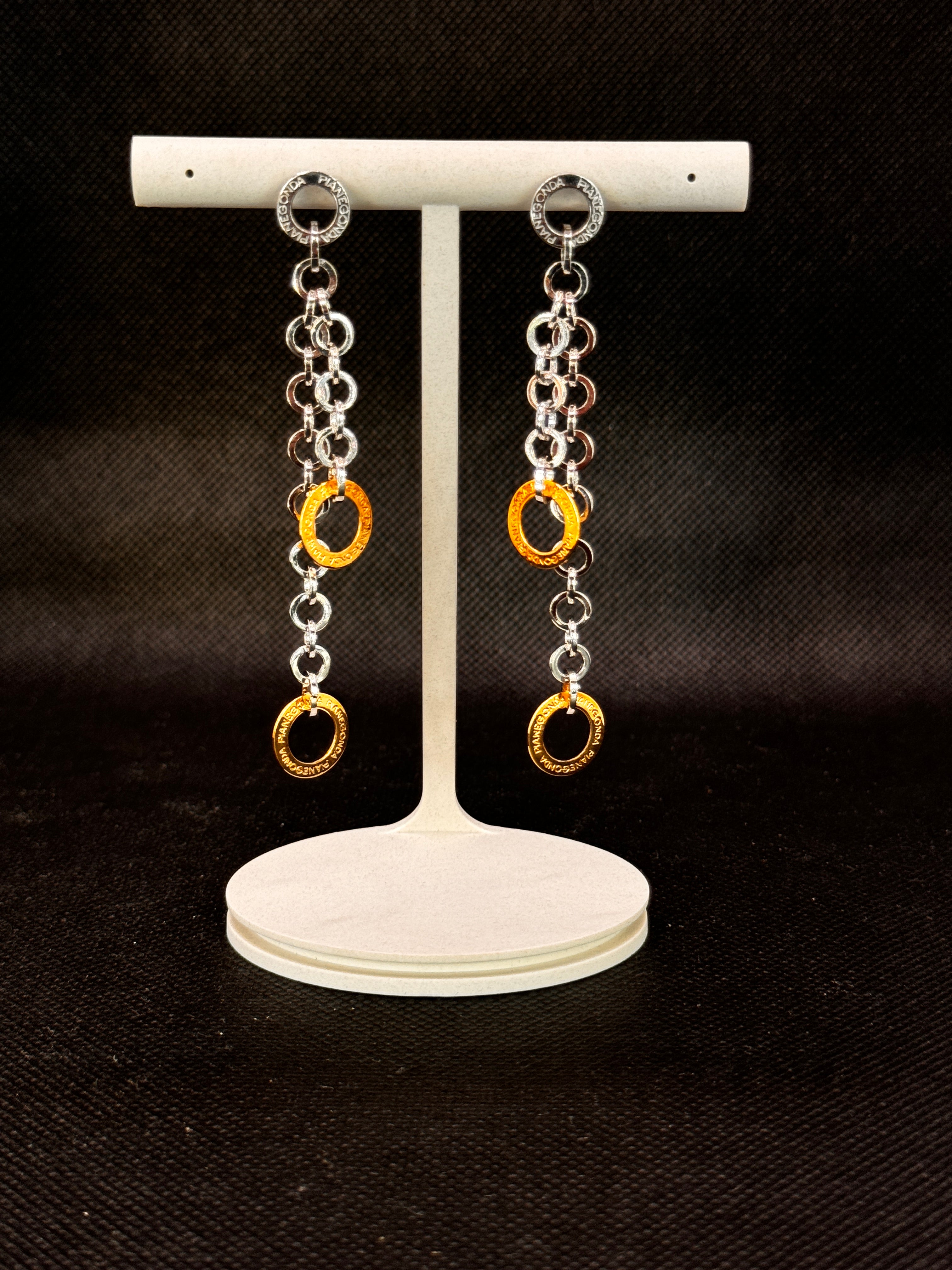 Pianegonda Tropfenohrringe aus 18 Karat Gold und Silber – OA050431
