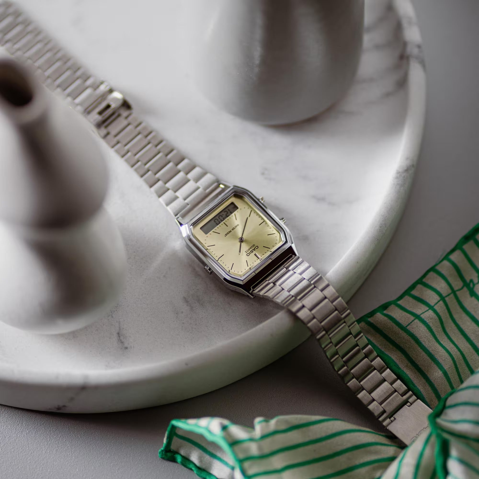 Casio Edgy Collection Uhr, limettengrünes Zifferblatt, 30 mm – AQ-230A-9AMQYES