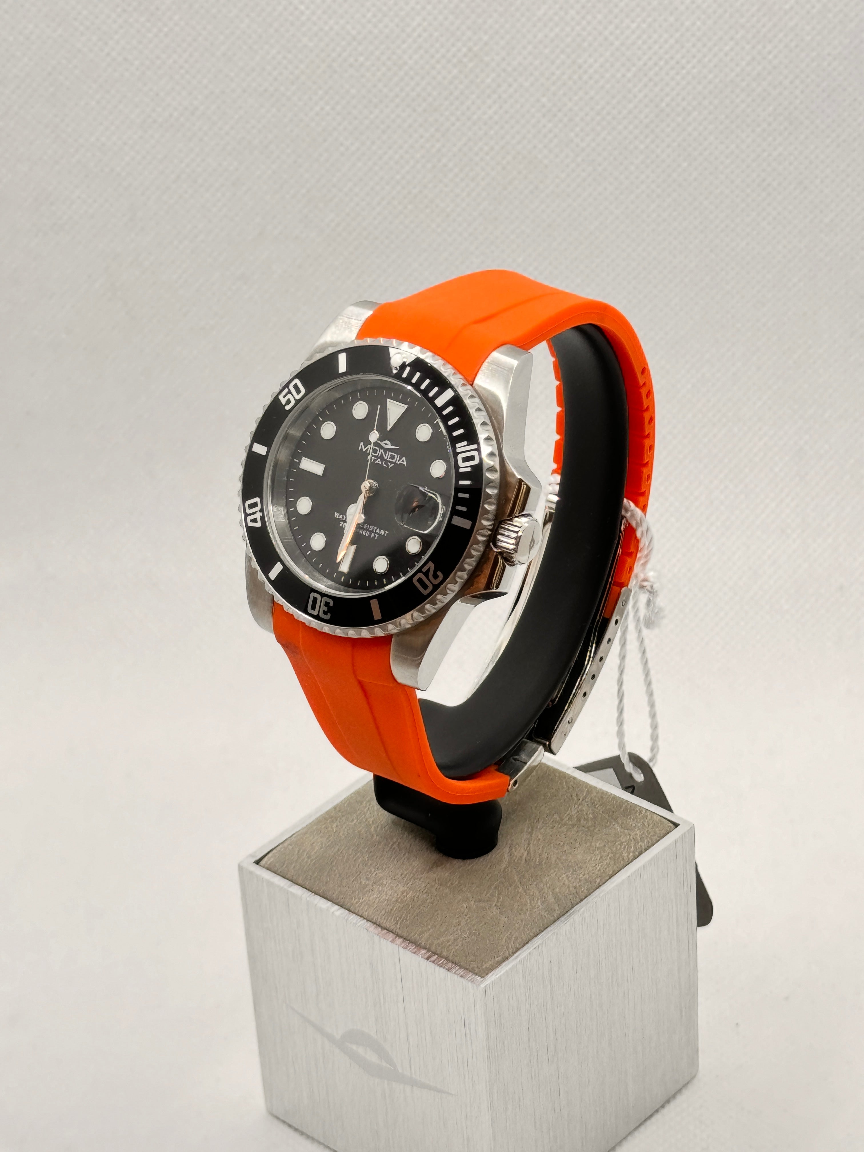 Herren-Automatikuhr mit orangefarbenem Kautschukarmband, 40 mm – MI-825-SSBK-BK-GB