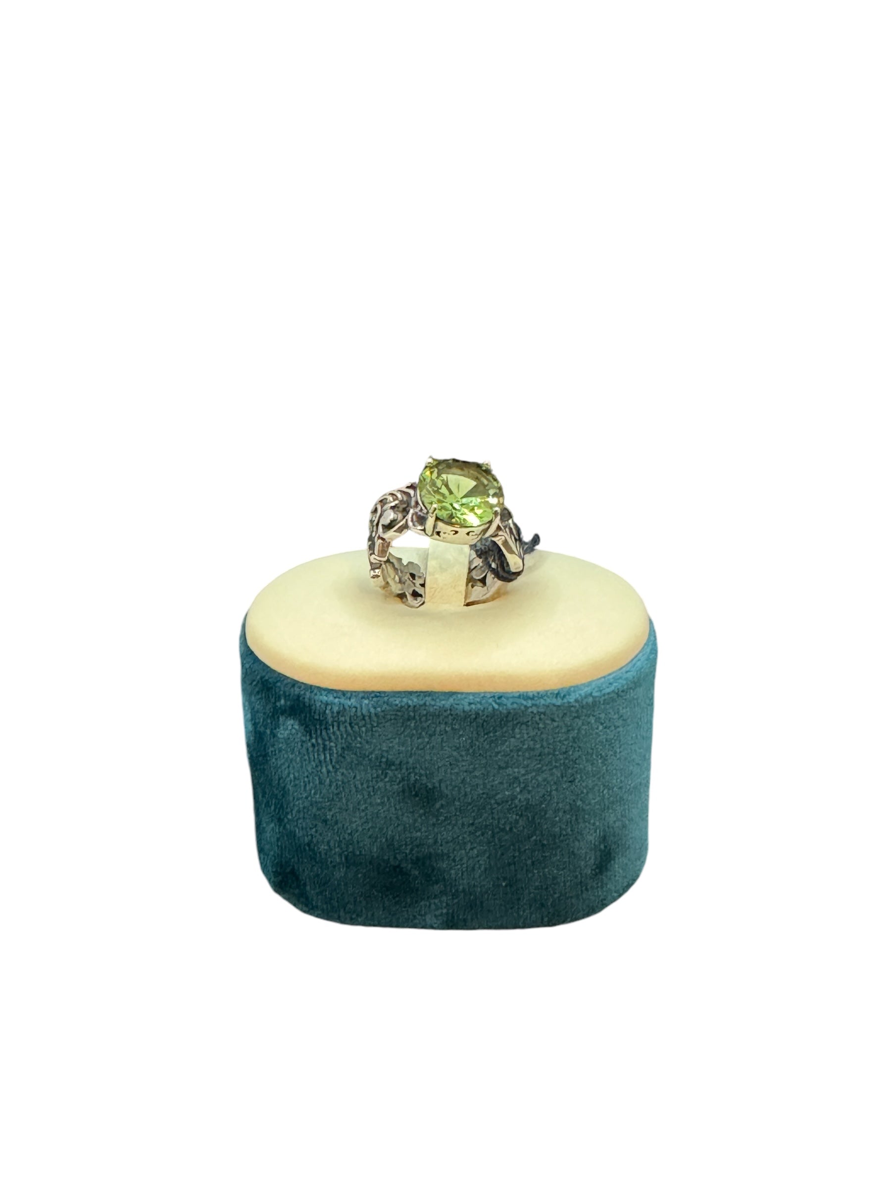 Labriola-Silberringe mit Variationen aus Milchaquamarin, grünem Turmalin oder Chalcedon – 2058