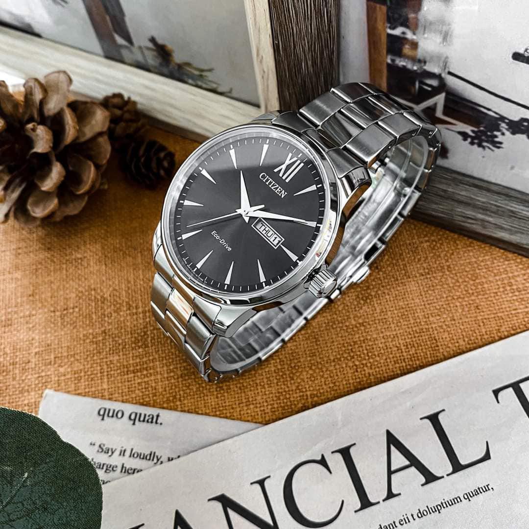 Orologio Citizen Classic, Collezione Ore Felici, quadrante nero daydate, 40mm - BM8550-81E