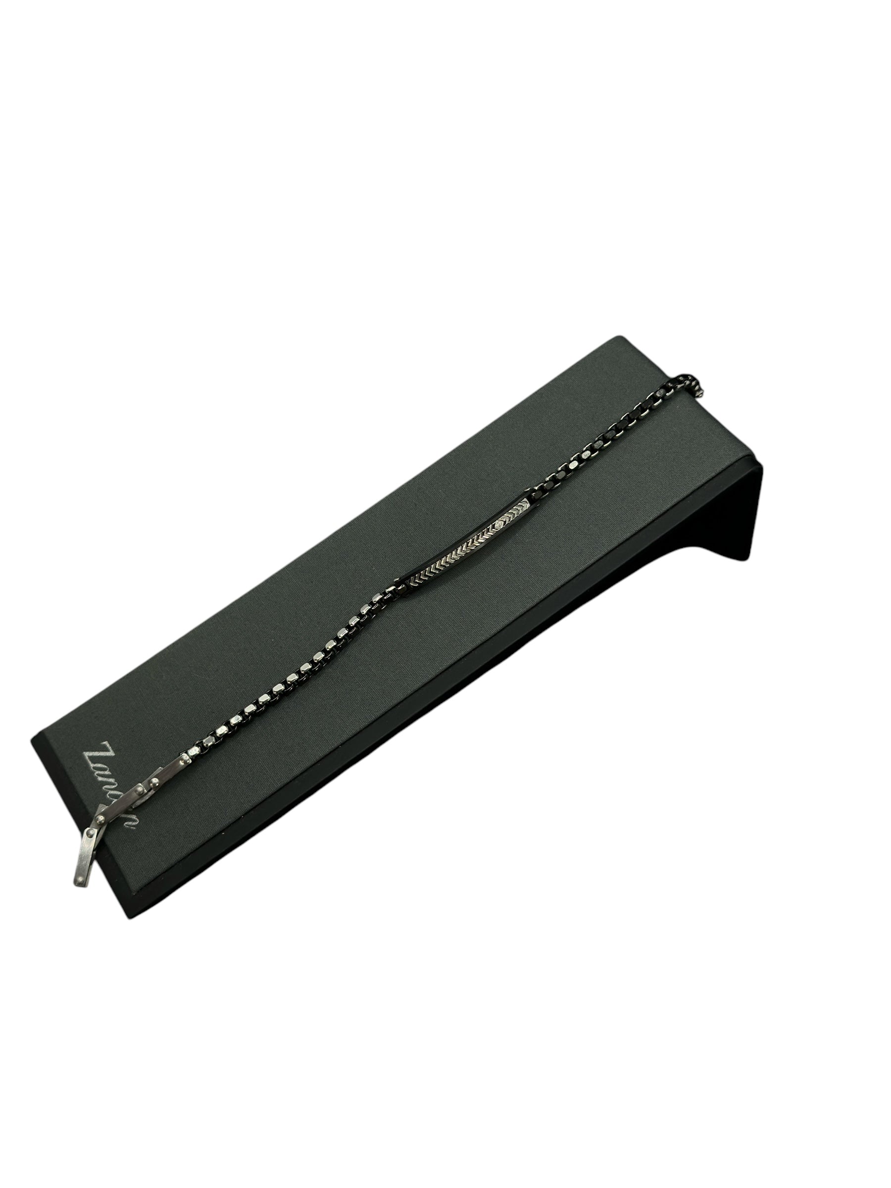 Herrenarmband aus Stahl mit schwarzer Keramik und Mittelplatte mit schwarzen Spinellen - UHB015