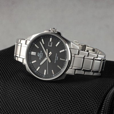 Casio Edifice Analoguhr mit 3 Zeigern, 42,6 mm – EFV-150D-1AVUEF