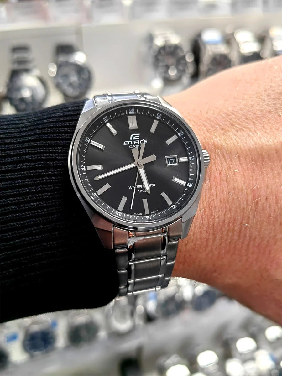 Casio Edifice Analoguhr mit 3 Zeigern, 42,6 mm – EFV-150D-1AVUEF
