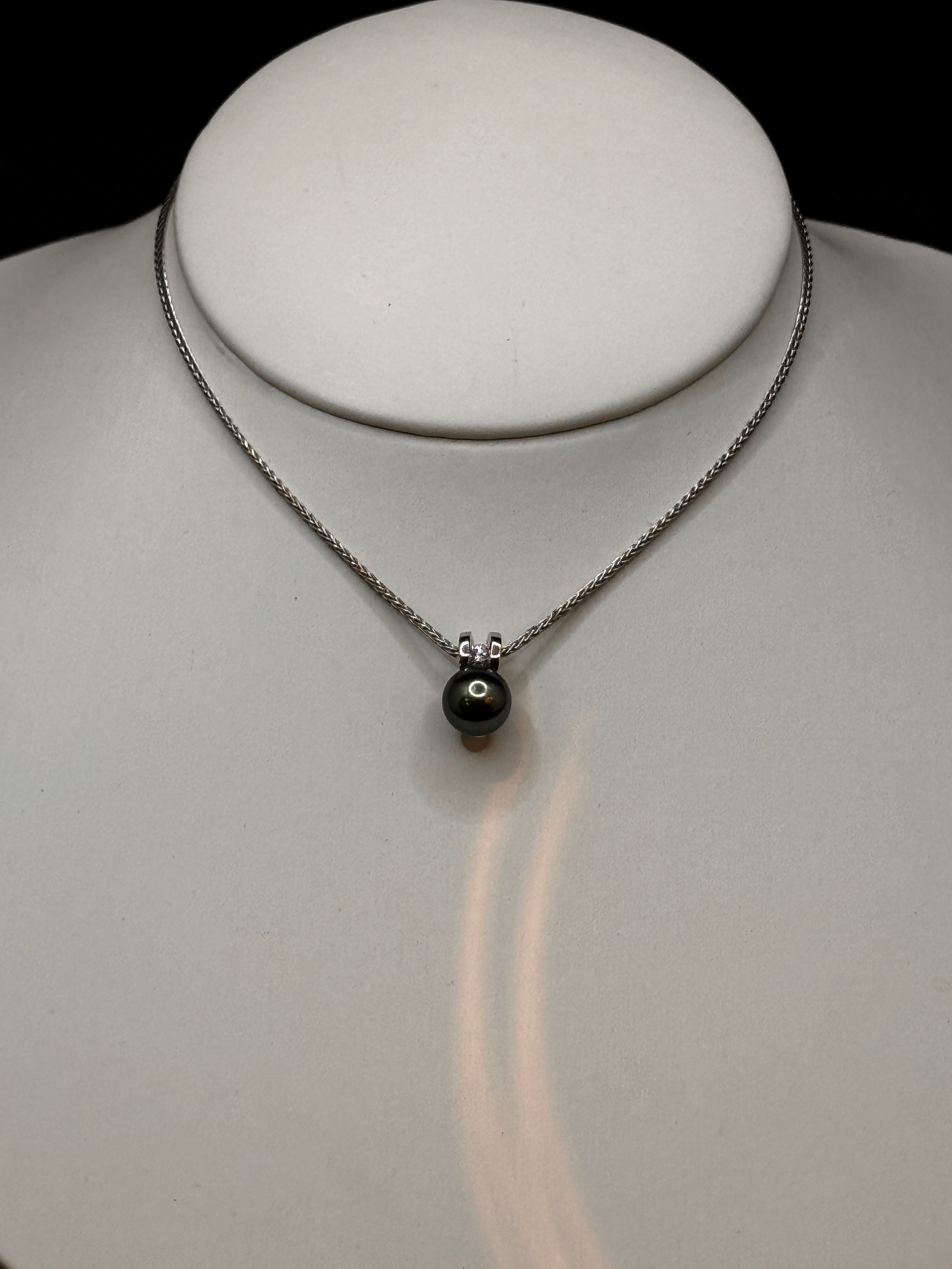 DAMIANI Halskette aus Weißgold und Diamanten mit Tahitiperle – PPEGR75