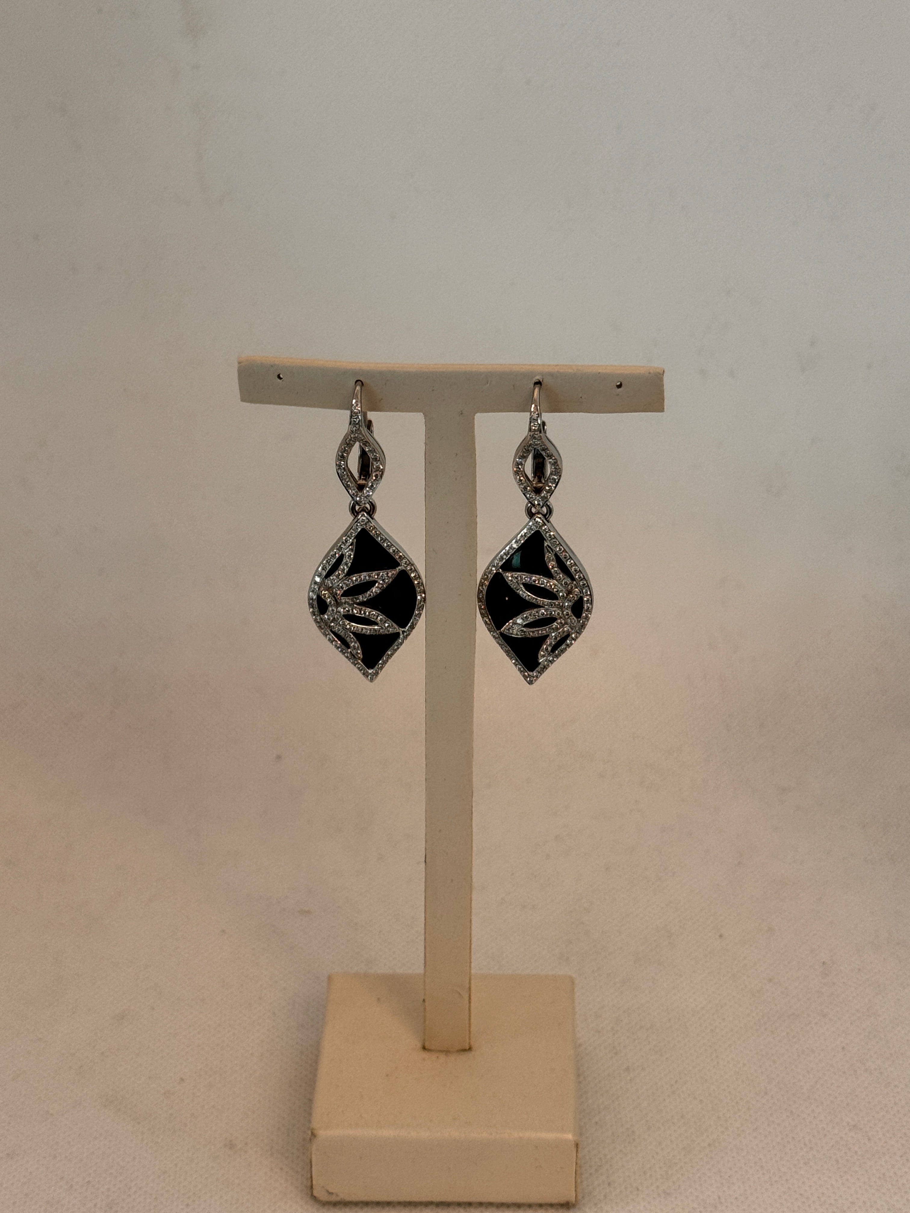 Sesto Senso Ohrringe aus Weißgold, Diamanten und Onyx, 1,79 ct – OR198/OB