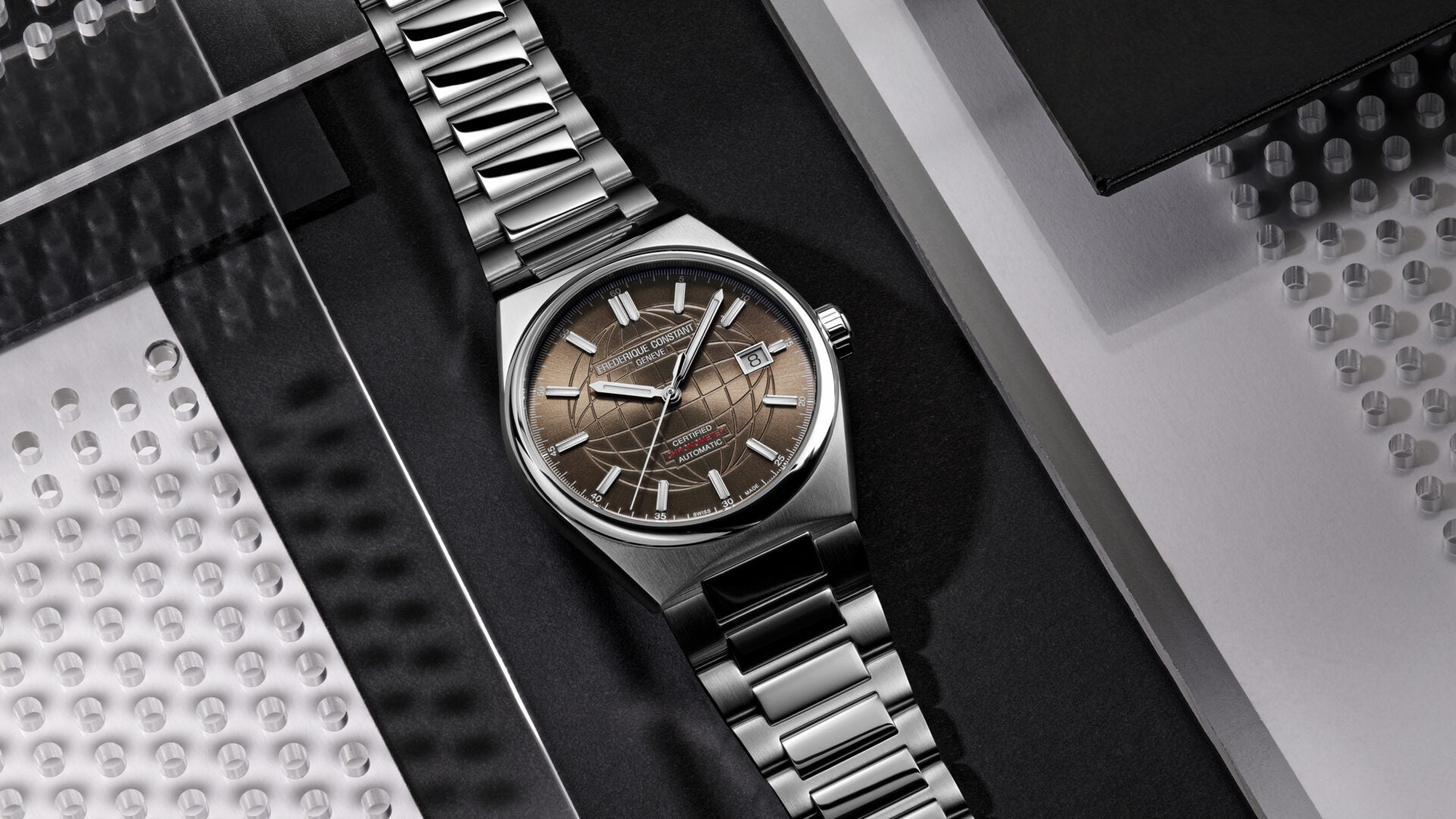 Highlife Automatic Cosc, BORDEAUX-ZIFFERBLATT, 39 mm – FC-303C3NH6B