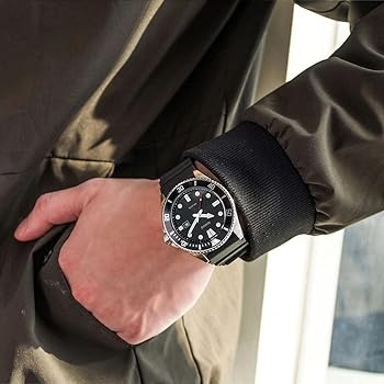 Casio Collection, schwarz, 44 mm – MDV-107-1A1VEF