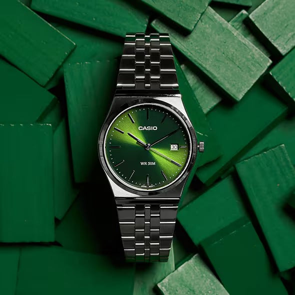 Casio Collection, grünes Zifferblatt, 35 mm – MTP-B145D-3AVEF