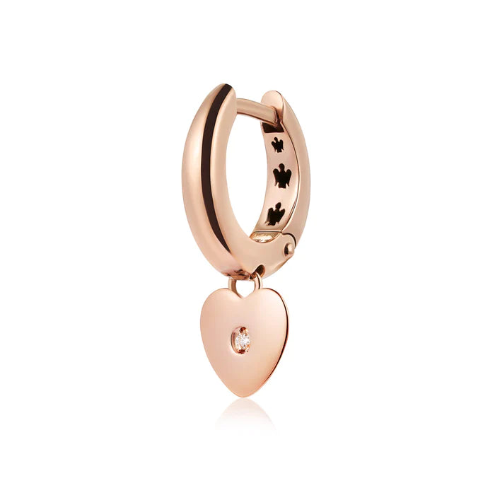 EINZELNER OHRRING AUS ROSÉGOLD MIT HERZANHÄNGER UND DIAMANT – NKT356