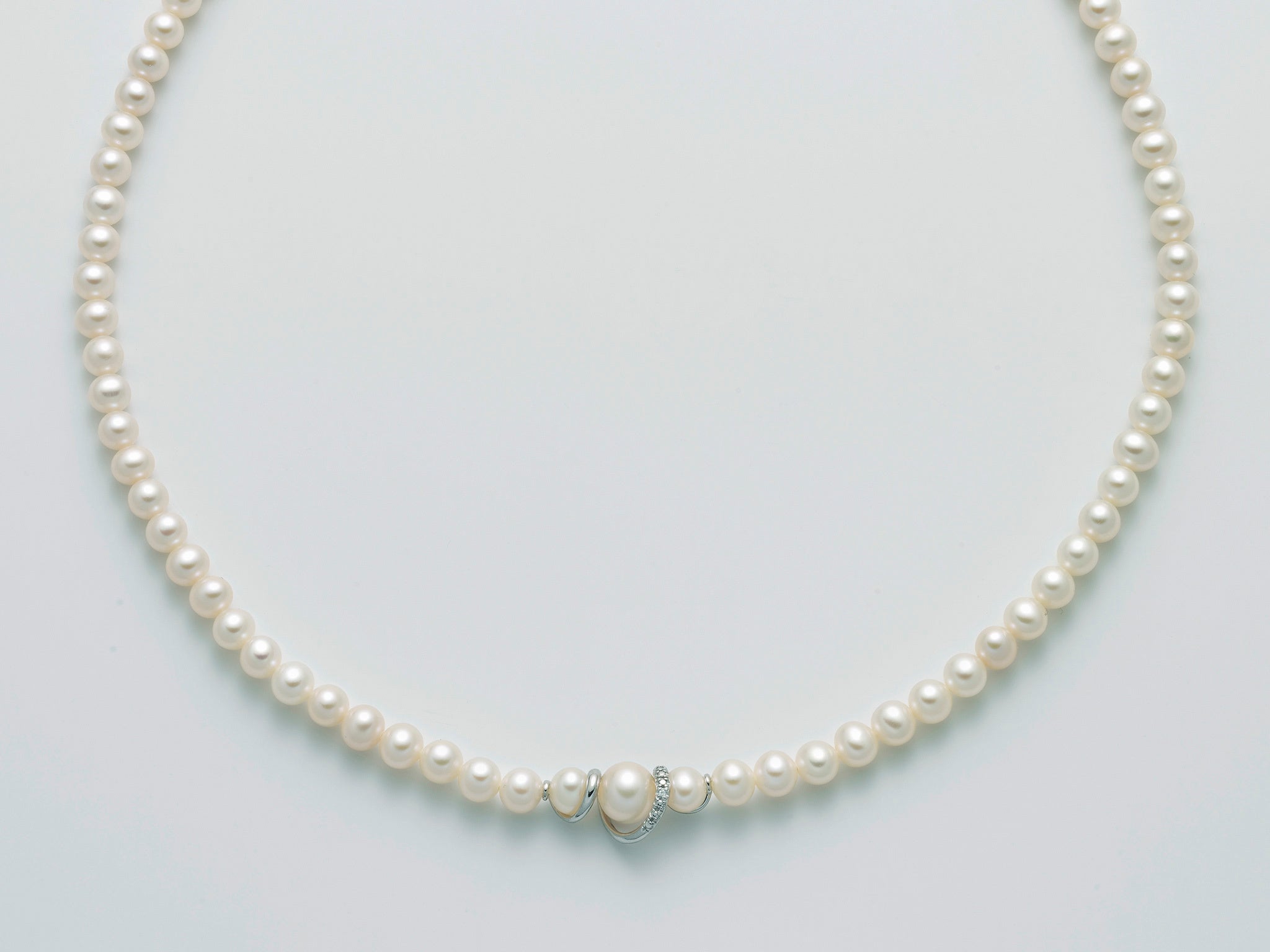 COLLANA MILUNA di perle Oriente e centrale in oro e diamante con movimento a spirale - PCL5742V