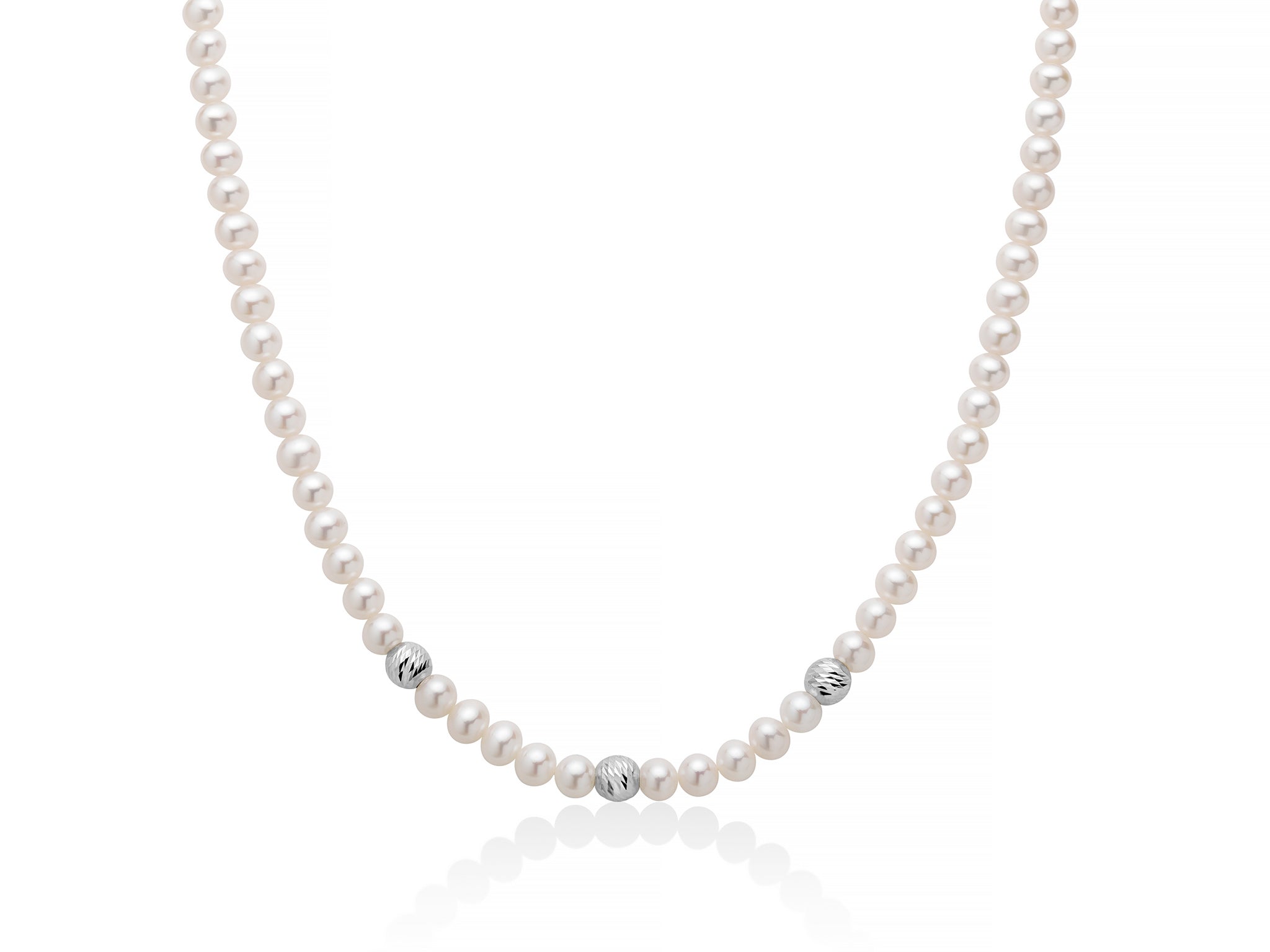 Miluna Orient Perlenkette aus 9 Karat Weißgold – PCL6455BX