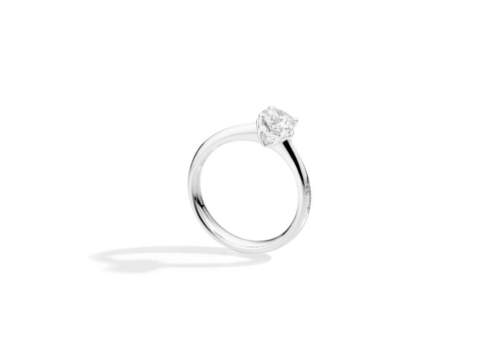 Anello in oro bianco con diamanti, 0.59ct di diamanti - R01SH017/059