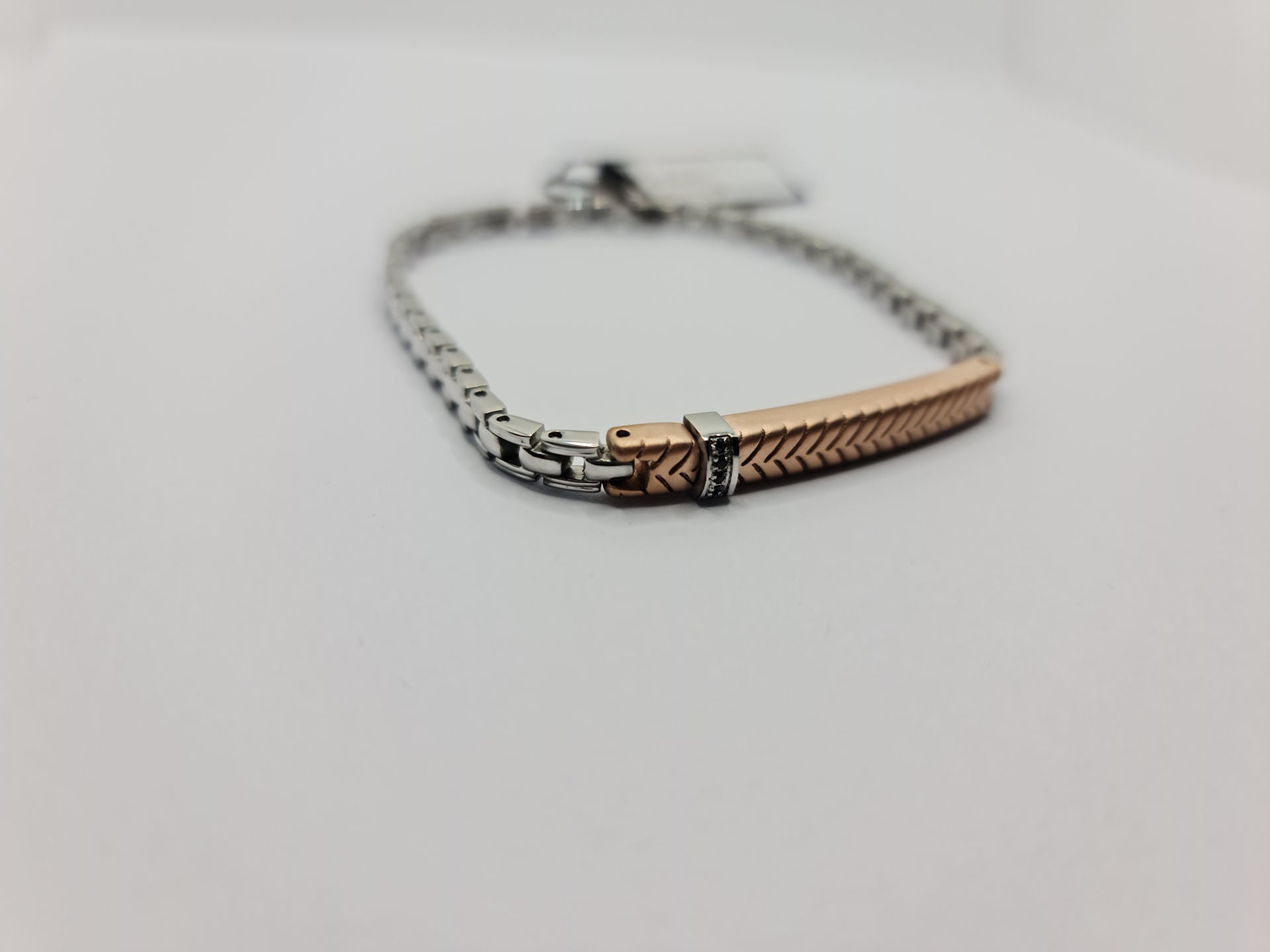 Herrenarmband aus Stahl mit Mittelplatte aus Roségold - UHB004