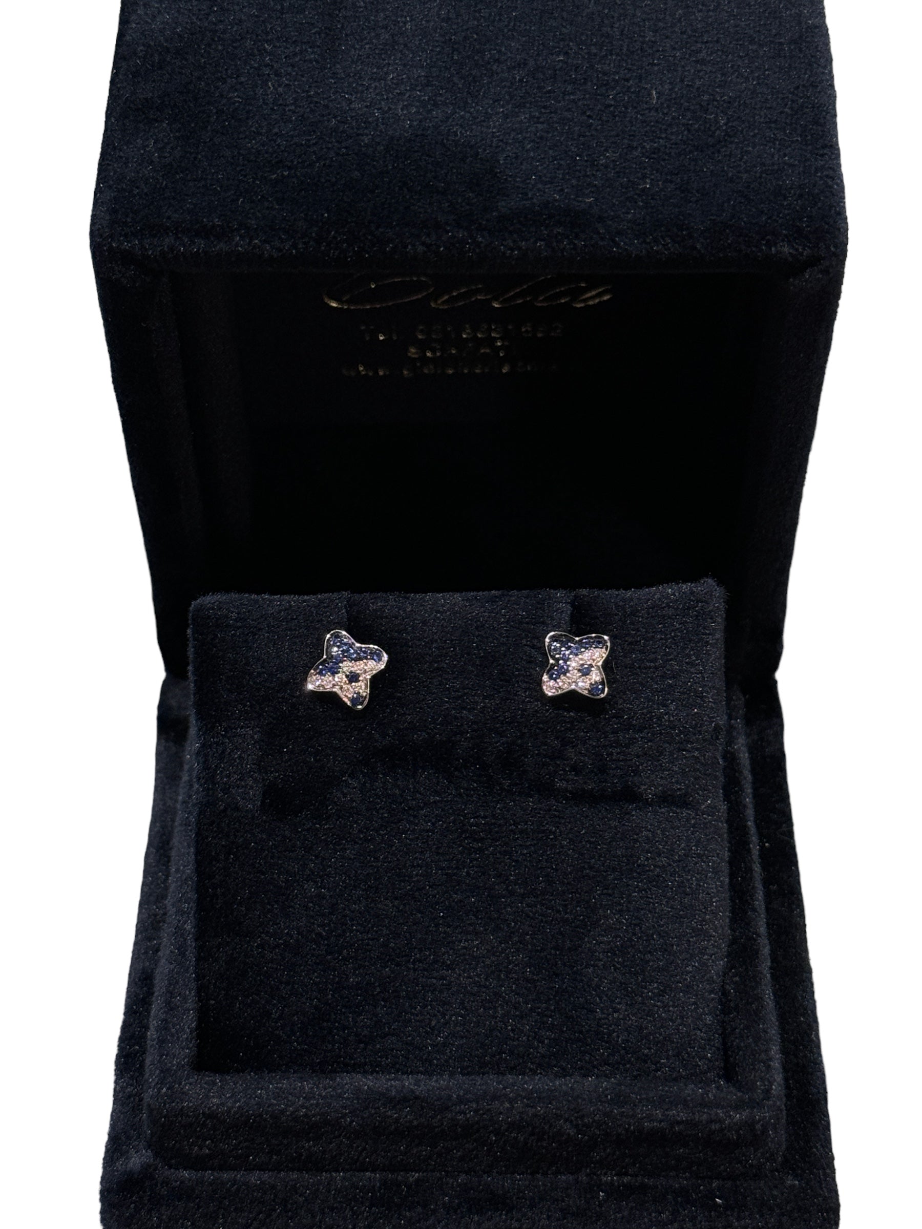 Orecchini a fiore in oro bianco, diamanti e zaffiri, 0.12ct di zaffiri - XD068/20BZ