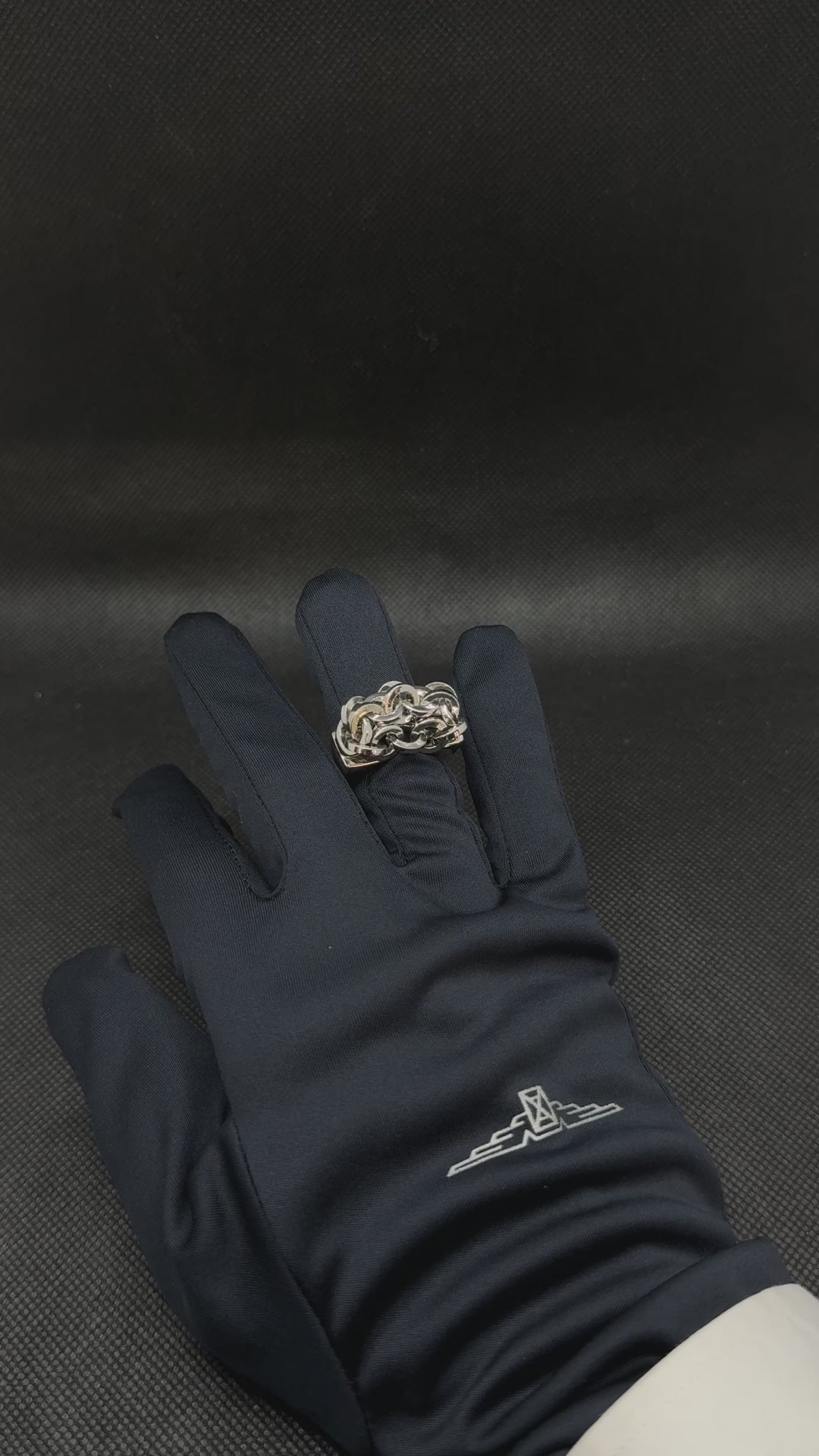 Pianegonda Women's Silver Ring with Links - AA010515