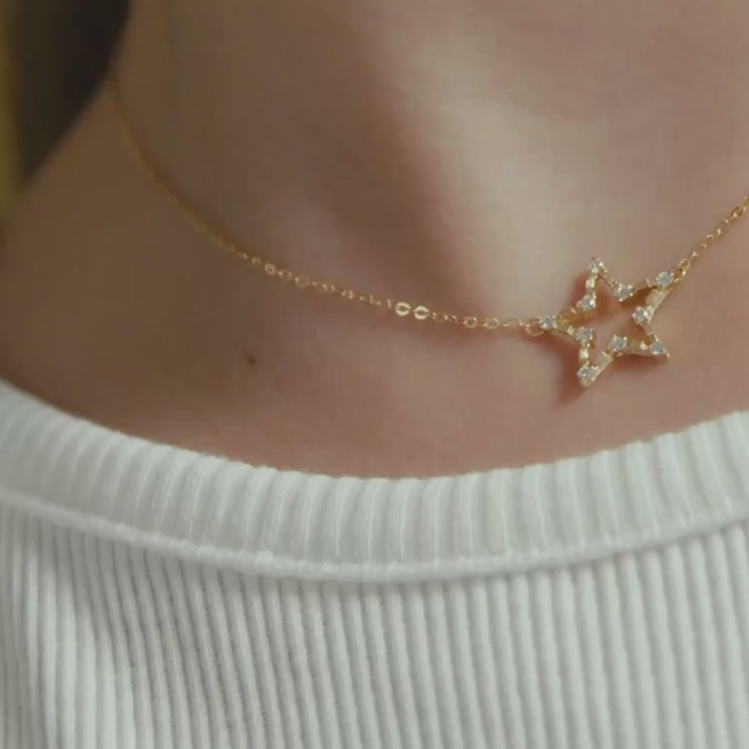 Stern-Halskette aus Gelbgold mit Diamanten – GCETLGB