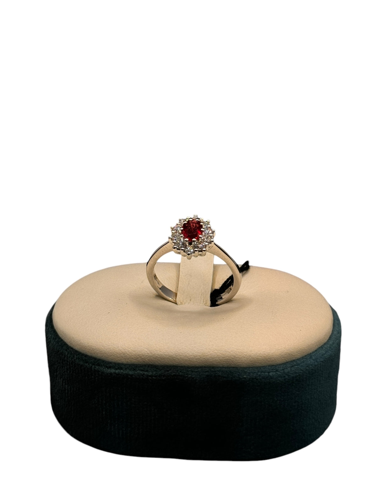Giorgio Visconti Anello in oro bianco 18 kt con rubino naturale ct 0,57 e diamanti naturali ct 0,35 - AB13092AR