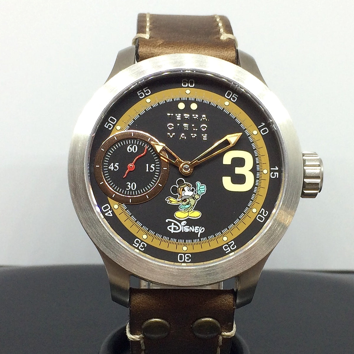 Orologio Terra Cielo Mare Disney Topolino Aviatore — 44 mm — Carica manuale Unitas 6497.1 con piccoli secondi, quadrante nero — NOS con scatola e garanzia originali - TC3000AC3PA
