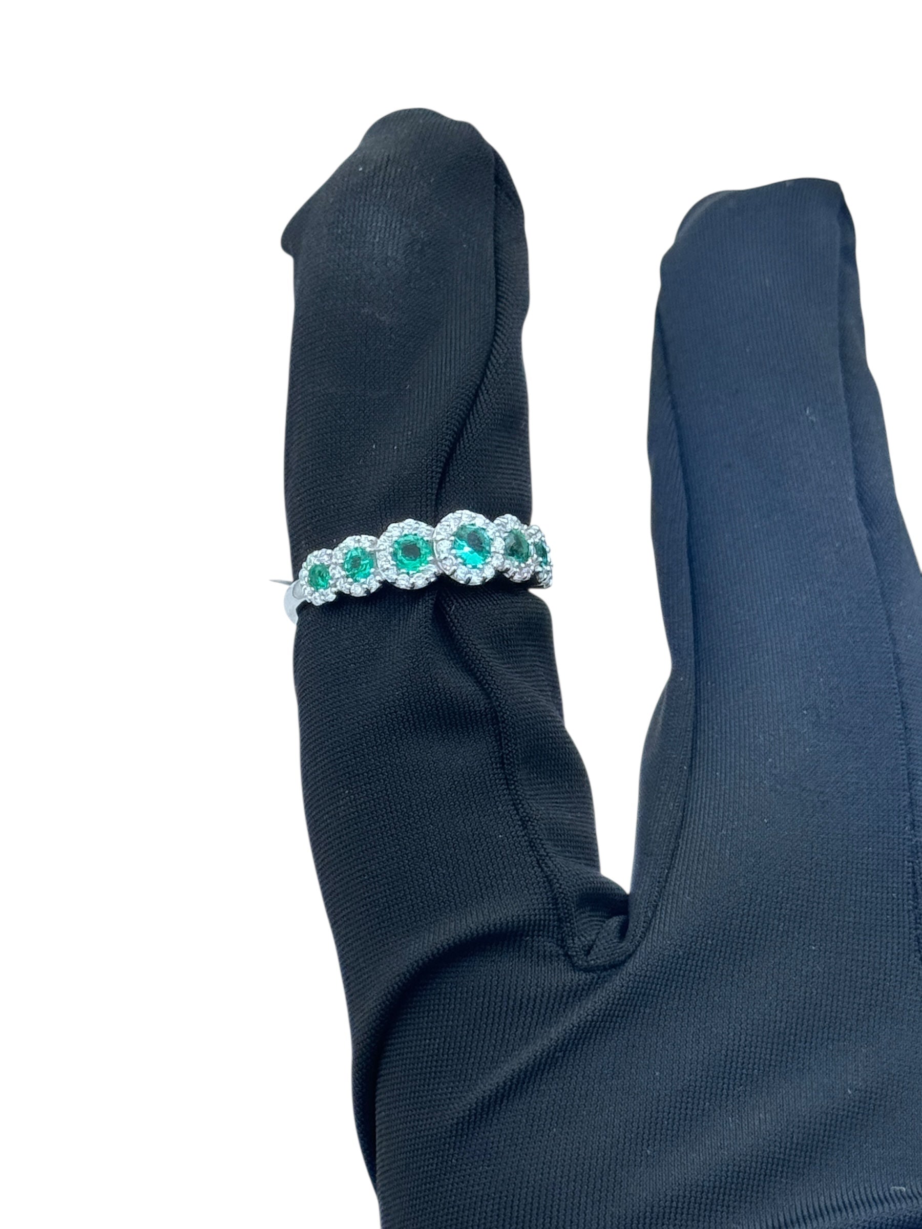 Diana - Veretta in oro bianco 18kt, giro di diamanti e 7 smeraldi - AN D. 36-7 SM