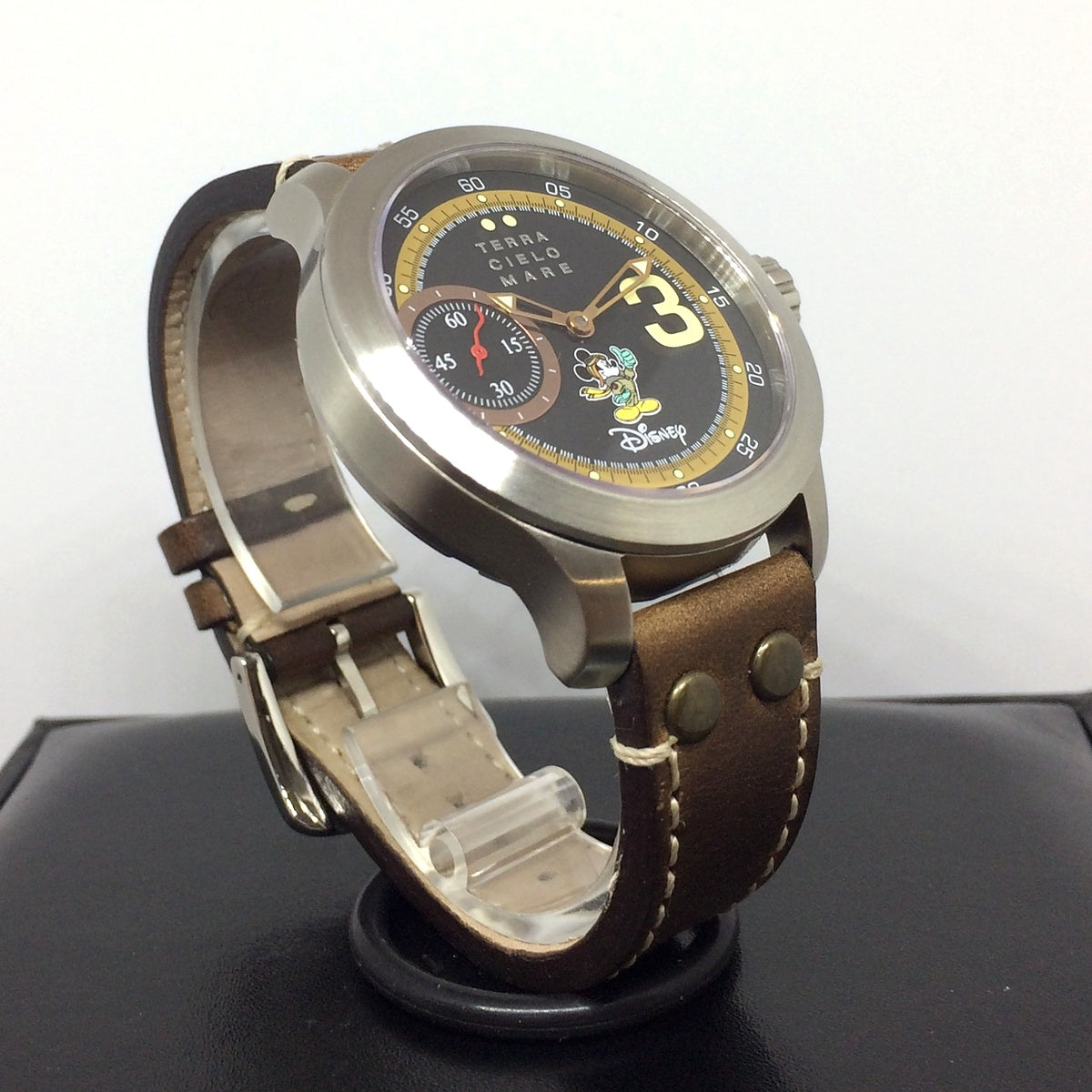 Orologio Terra Cielo Mare Disney Topolino Aviatore — 44 mm — Carica manuale Unitas 6497.1 con piccoli secondi, quadrante nero — NOS con scatola e garanzia originali - TC3000AC3PA