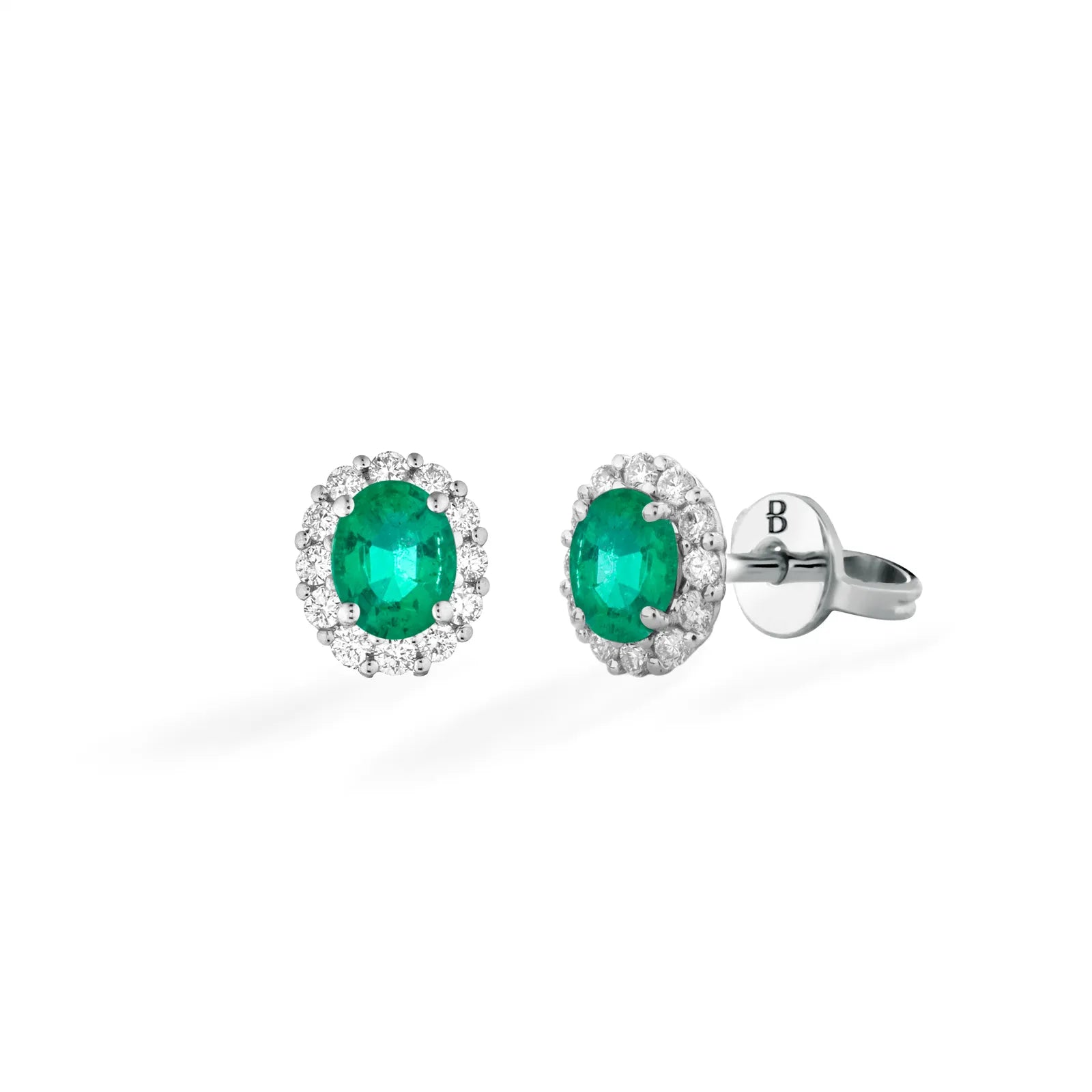Orecchini Buonocore in oro bianco 18kt e contorno di diamanti bianchi con smeraldo ovale, 0.64ct di smeraldi - 1930O01MW
