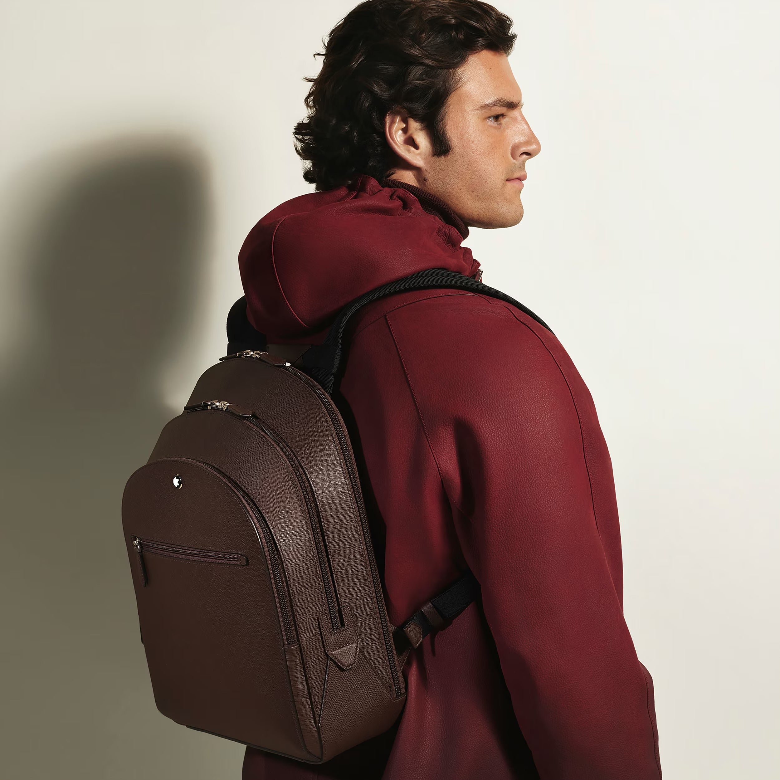 Zaino Montblanc Modello Medio con 3 Compartimenti in Pelle Sartorial, colore Ebony - 222929
