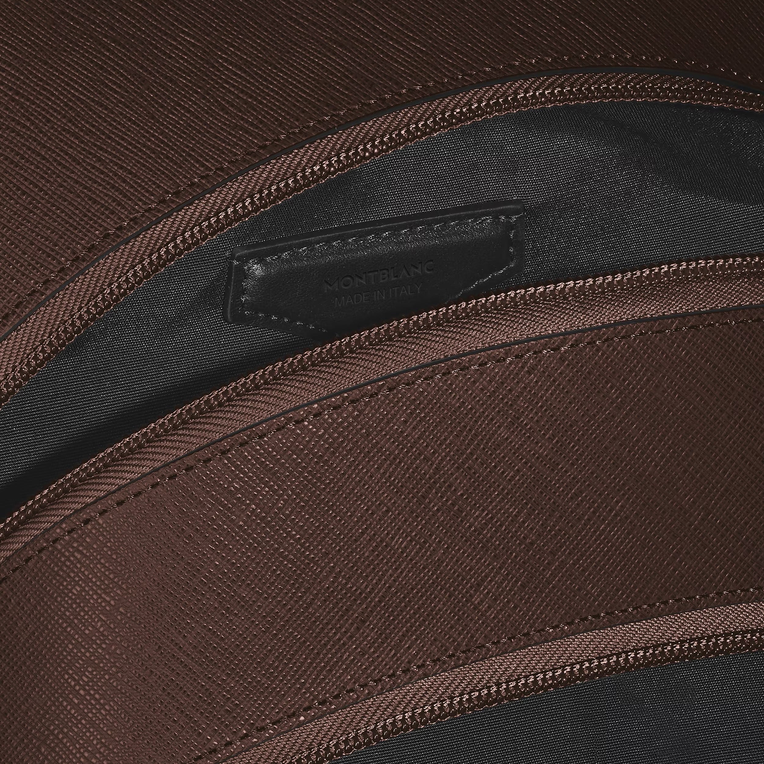Zaino Montblanc Modello Medio con 3 Compartimenti in Pelle Sartorial, colore Ebony - 222929