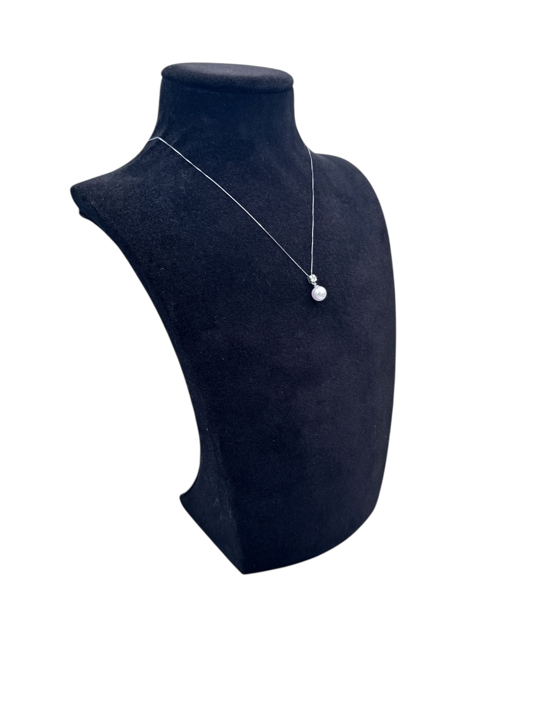 Diana - Collana in oro bianco 18kt, con mosaico di diamanti e perla centrale giapponese - CLPBR086MINI