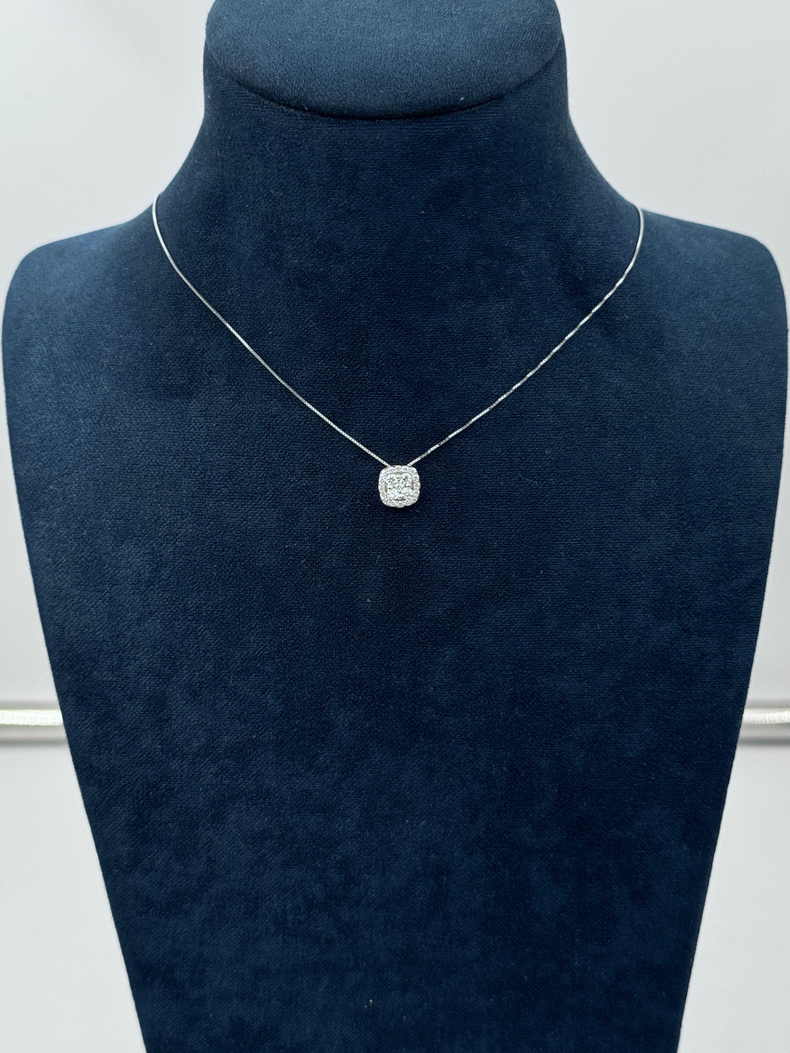 Diana - Collana punto luce in oro bianco 18kt e mosaico di diamanti - CL MAGIC 04-1