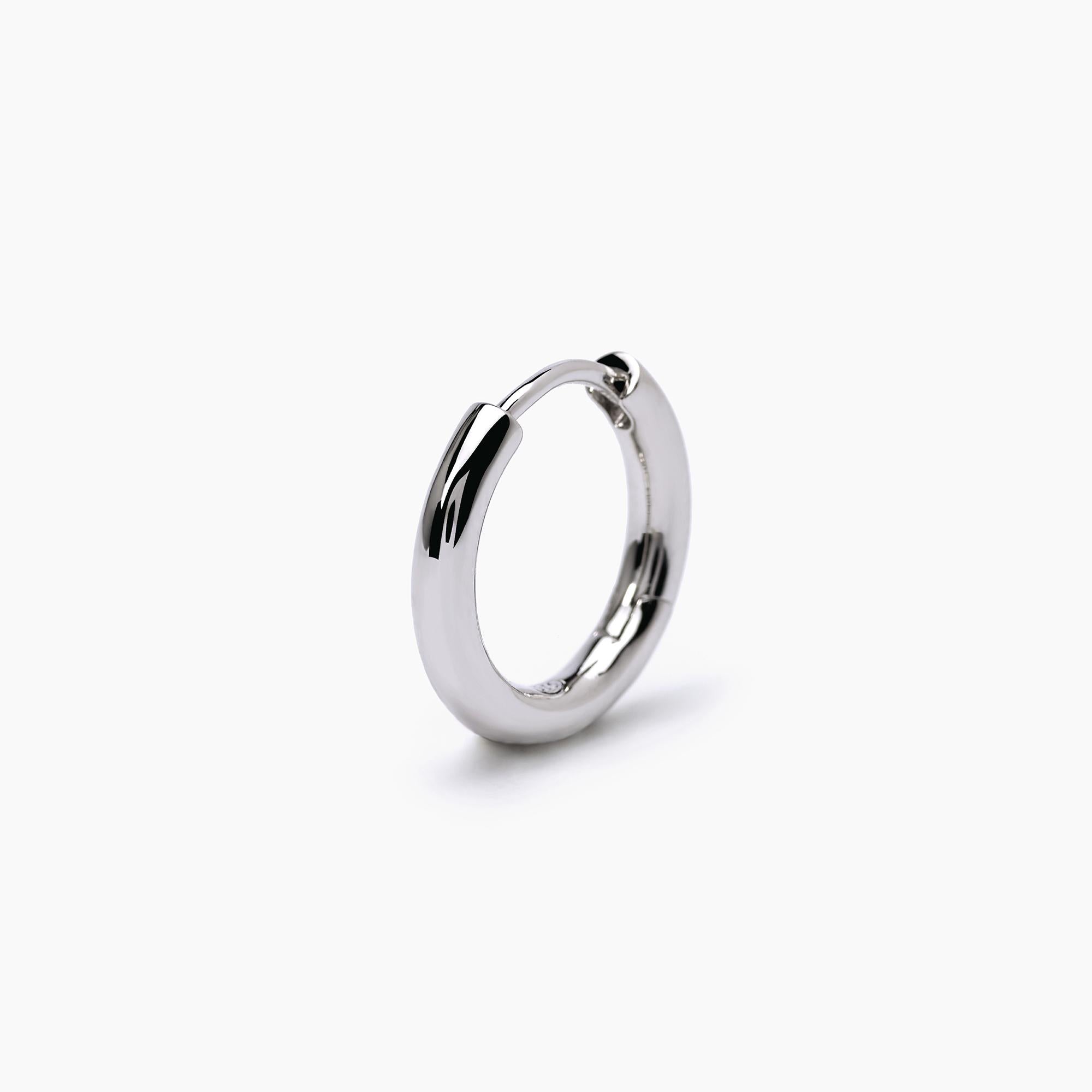 Mabina Man - Smooth tubular silver single earring - 563539